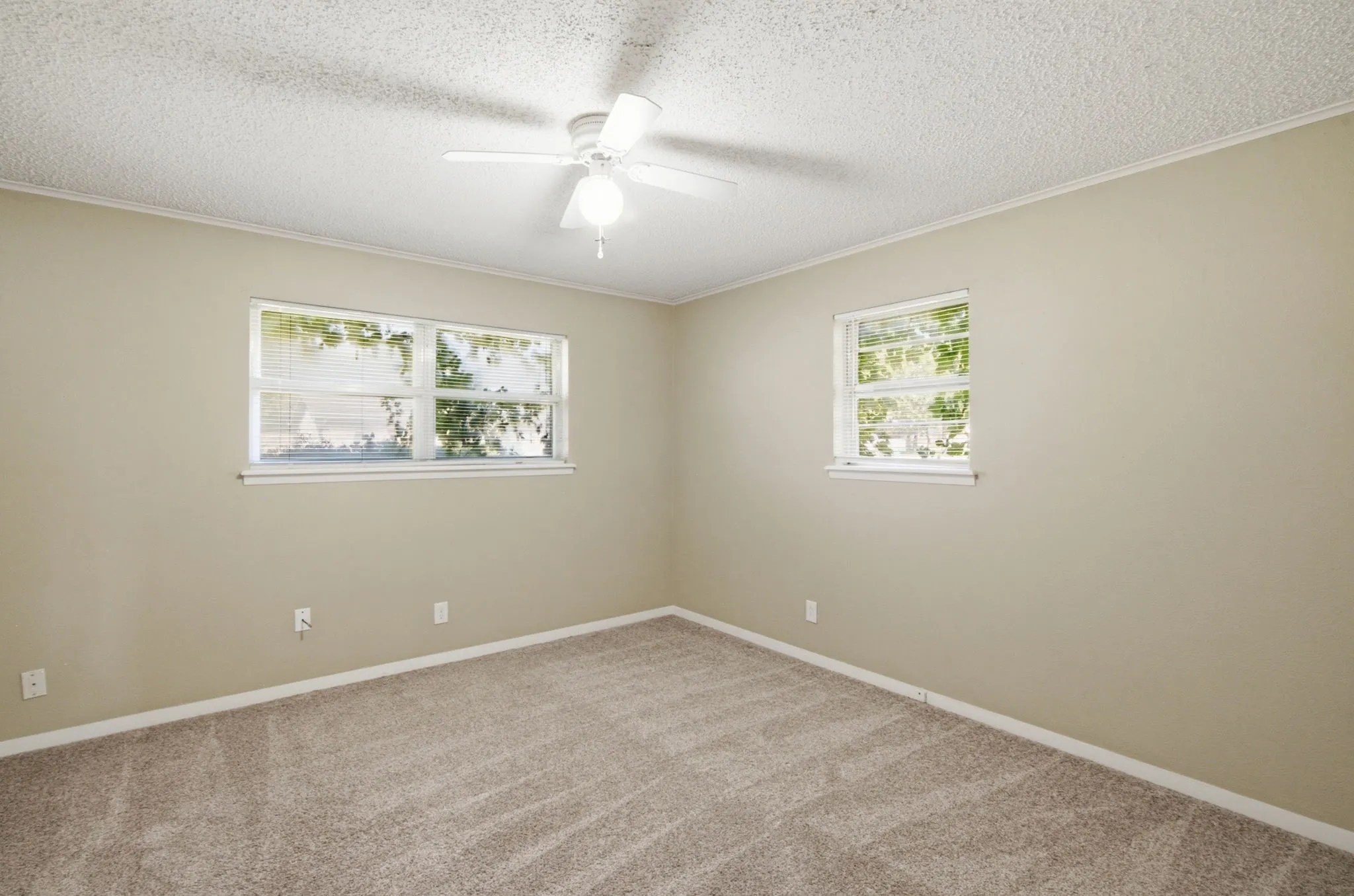 Single Family Residence For Sale in Erath County , 1109 N Lillian Street, Stephenville, Texas 76401, 3 Bedroom, 2 Bathroom, 2 Garage spaces, 1,819 Sqft, built in 1973, mls#21318330, Real Estate Agent in Stephenville, Homes For Sale in Erath county, Homes For Sale in Stephenville, Realtor in Stephenville Texas, Real Estate Brokerage Independent Realty Texas, Luminita Cordes Realtor