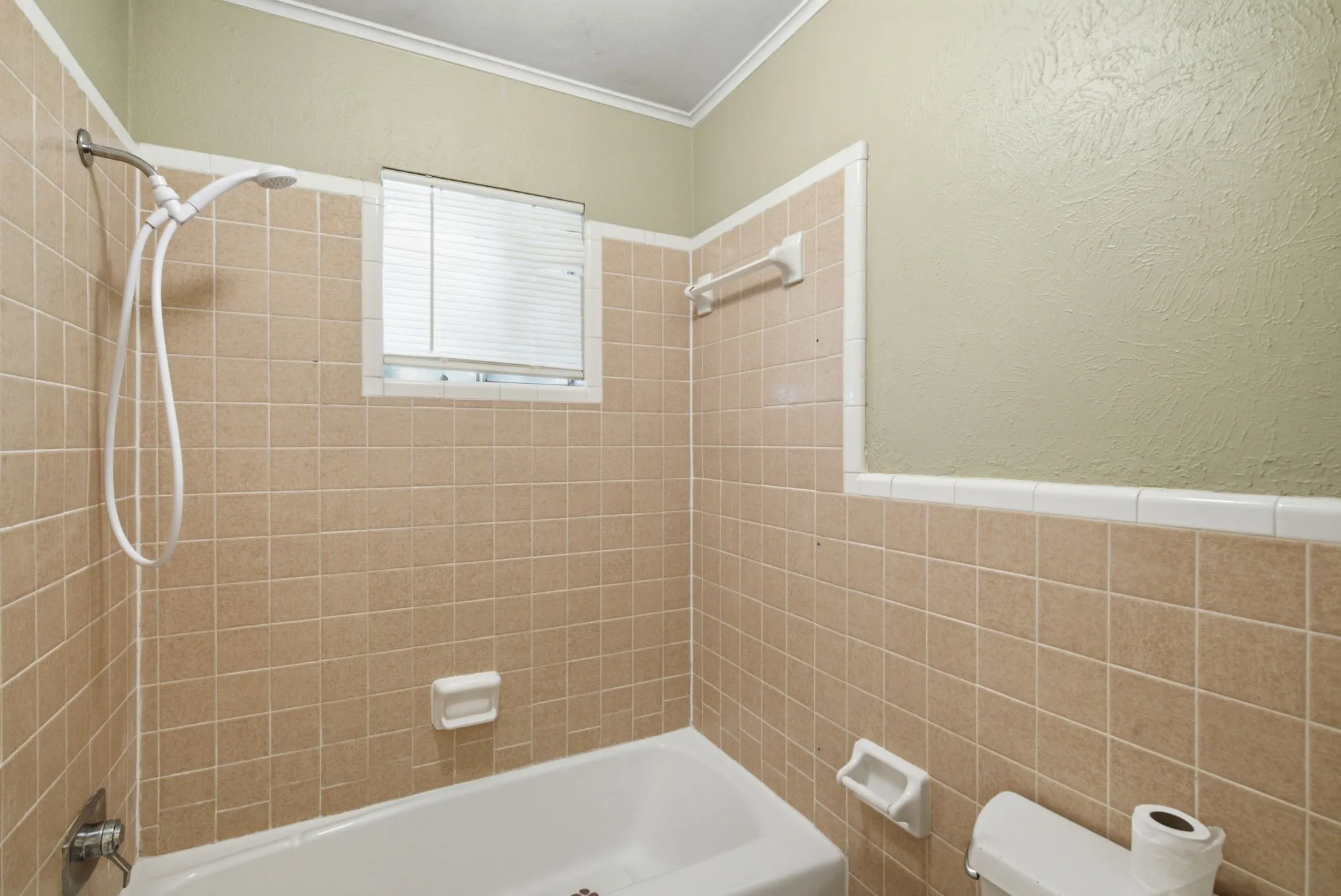 Single Family Residence For Sale in Erath County , 1109 N Lillian Street, Stephenville, Texas 76401, 3 Bedroom, 2 Bathroom, 2 Garage spaces, 1,819 Sqft, built in 1973, mls#21318330, Real Estate Agent in Stephenville, Homes For Sale in Erath county, Homes For Sale in Stephenville, Realtor in Stephenville Texas, Real Estate Brokerage Independent Realty Texas, Luminita Cordes Realtor