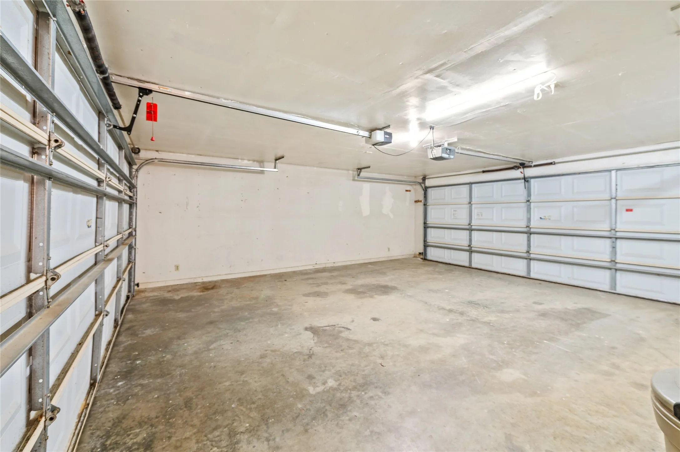 Single Family Residence For Sale in Wood County , 1104 W State Highway 154, Quitman, Texas 75783, 3 Bedroom, 3 Bathroom, 2 Garage spaces, 3,169 Sqft, built in 1985, mls#21318054, Real Estate Agent in Quitman, Homes For Sale in Wood county, Homes For Sale in Quitman, Realtor in Quitman Texas, Real Estate Brokerage Independent Realty Texas, Luminita Cordes Realtor