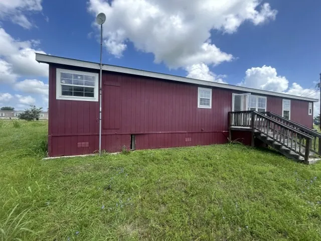Mobile Home For Sale in Victoria County , 268 W Oaks, Victoria, Texas 77905, 4 Bedroom, 2 Bathroom, Garage spaces, 2,019 Sqft, built in 2012, mls#21318923, Real Estate Agent in Victoria, Homes For Sale in Victoria county, Homes For Sale in Victoria, Realtor in Victoria Texas, Real Estate Brokerage Independent Realty Texas, Luminita Cordes Realtor
