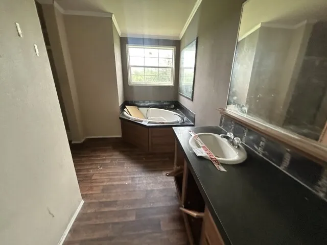 Mobile Home For Sale in Victoria County , 268 W Oaks, Victoria, Texas 77905, 4 Bedroom, 2 Bathroom, Garage spaces, 2,019 Sqft, built in 2012, mls#21318923, Real Estate Agent in Victoria, Homes For Sale in Victoria county, Homes For Sale in Victoria, Realtor in Victoria Texas, Real Estate Brokerage Independent Realty Texas, Luminita Cordes Realtor