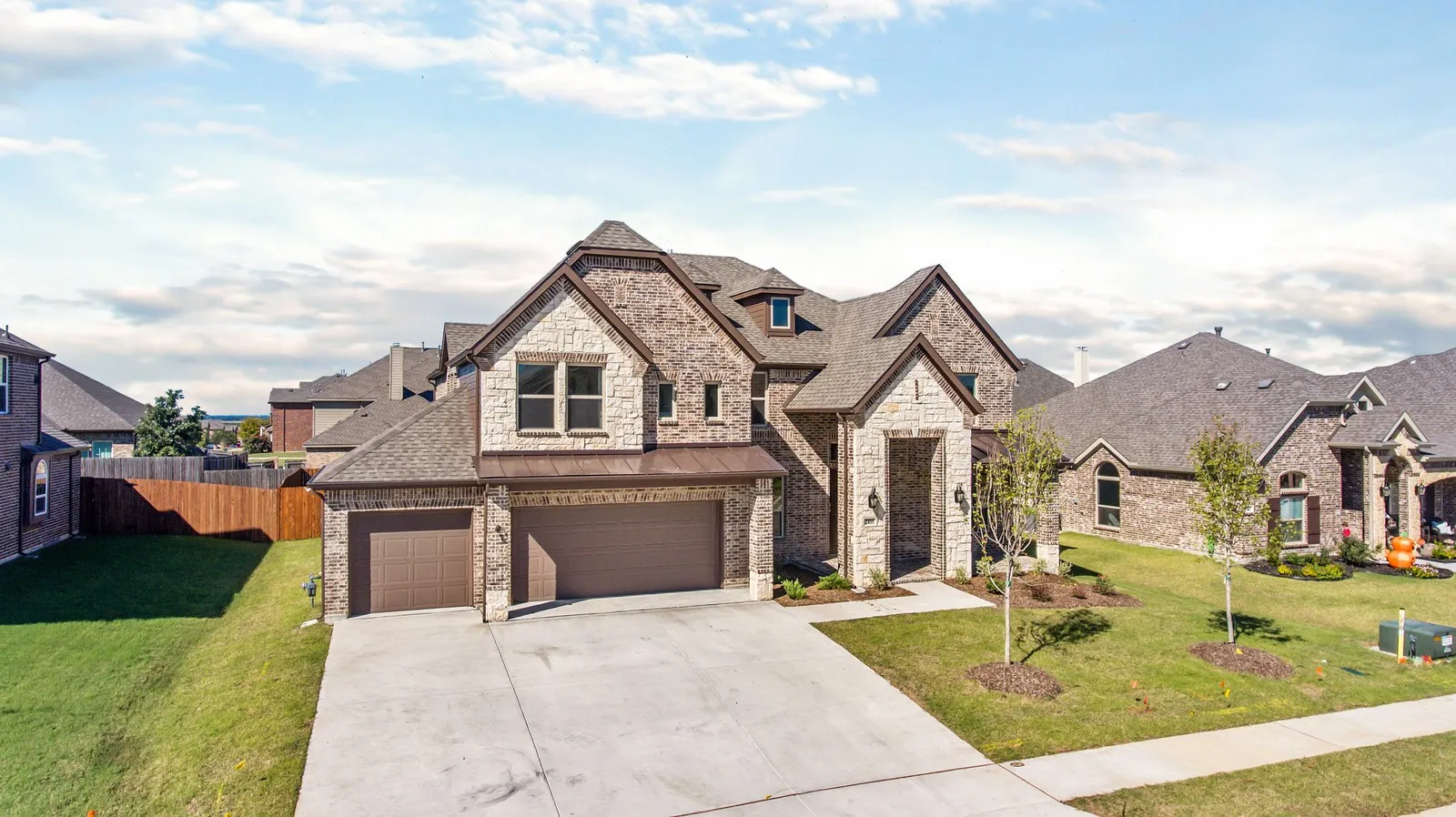 Single Family Residence For Rent in Collin County , 2455 Lusitano Lane, Celina, Texas 75009, 6 Bedroom, 4 Bathroom, 3 Garage spaces, 4,021 Sqft, built in 2018, mls#21317036, Real Estate Agent in Celina, Homes For Rent in Collin county, Homes For Rent in Celina, Realtor in Celina Texas, Real Estate Brokerage Independent Realty Texas, Luminita Cordes Realtor