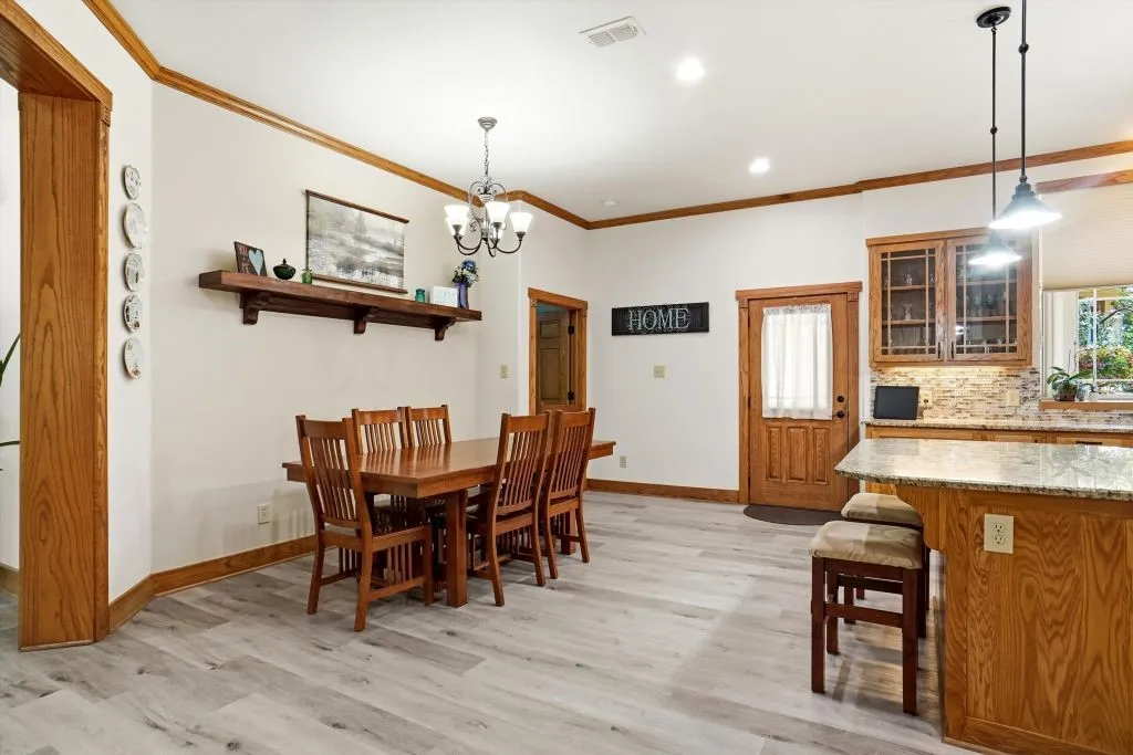 Farm For Sale in Wood County , 1773 CR 2540, Mineola, Texas 75773, 3 Bedroom, 2 Bathroom, 2 Garage spaces, 5,000 Sqft, built in 2007, Price $1,550,000, mls#21318940, Real Estate Agent in Mineola, Homes For Sale in Wood county, Homes For Sale in Mineola, Realtor in Mineola Texas, Real Estate Brokerage Independent Realty Texas, Luminita Cordes Realtor