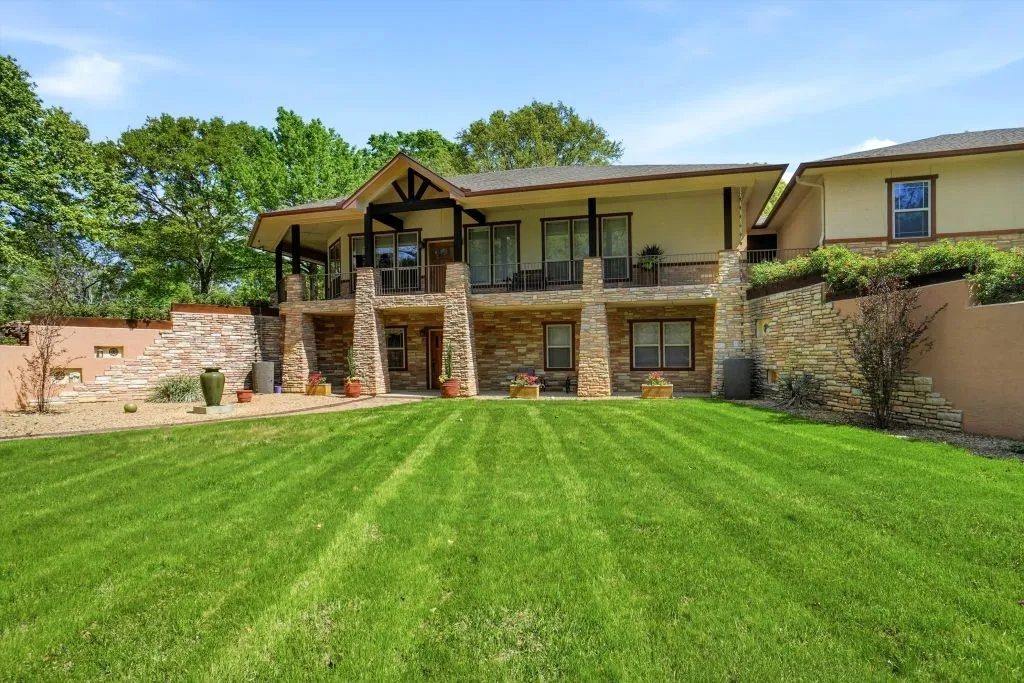 Farm For Sale in Wood County , 1773 CR 2540, Mineola, Texas 75773, 3 Bedroom, 2 Bathroom, 2 Garage spaces, 5,000 Sqft, built in 2007, Price $1,550,000, mls#21318940, Real Estate Agent in Mineola, Homes For Sale in Wood county, Homes For Sale in Mineola, Realtor in Mineola Texas, Real Estate Brokerage Independent Realty Texas, Luminita Cordes Realtor