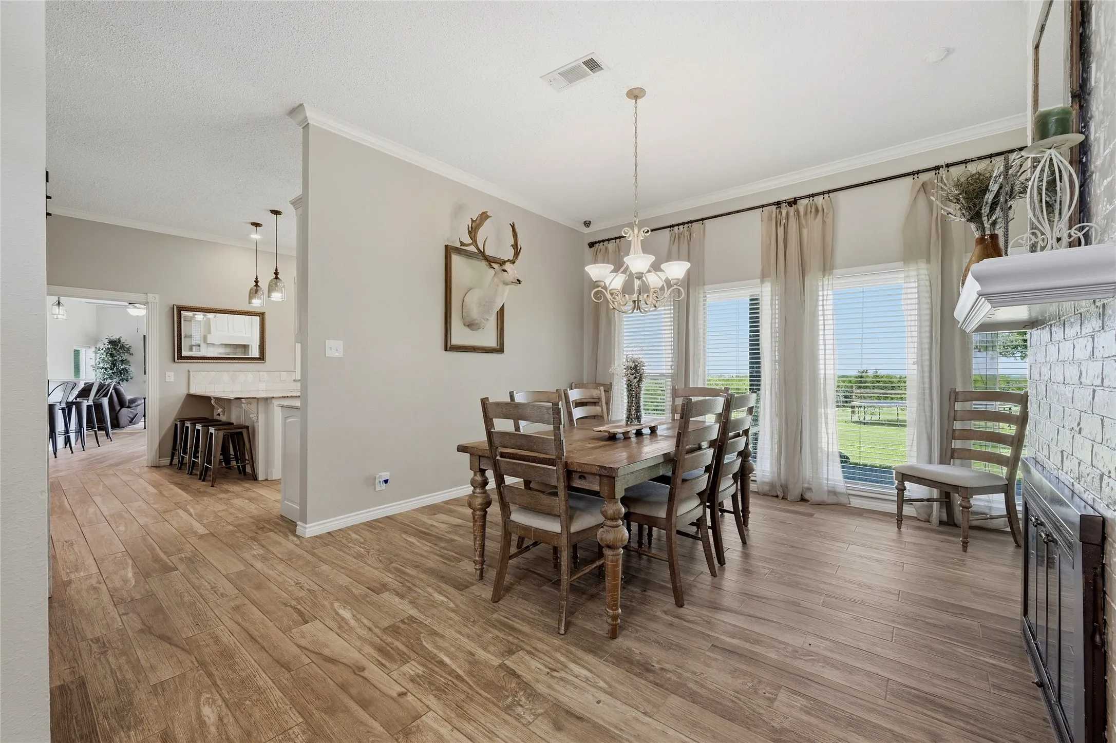 Single Family Residence For Sale in Grayson County , 1316 Tate Circle, Sherman, Texas 75090, 5 Bedroom, 4 Bathroom, 2 Garage spaces, 3,497 Sqft, built in 1989, mls#21317209, Real Estate Agent in Sherman, Homes For Sale in Grayson county, Homes For Sale in Sherman, Realtor in Sherman Texas, Real Estate Brokerage Independent Realty Texas, Luminita Cordes Realtor