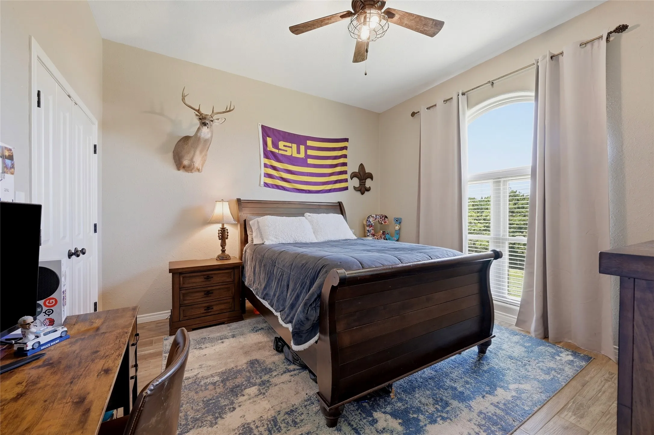 Single Family Residence For Sale in Grayson County , 1316 Tate Circle, Sherman, Texas 75090, 5 Bedroom, 4 Bathroom, 2 Garage spaces, 3,497 Sqft, built in 1989, mls#21317209, Real Estate Agent in Sherman, Homes For Sale in Grayson county, Homes For Sale in Sherman, Realtor in Sherman Texas, Real Estate Brokerage Independent Realty Texas, Luminita Cordes Realtor