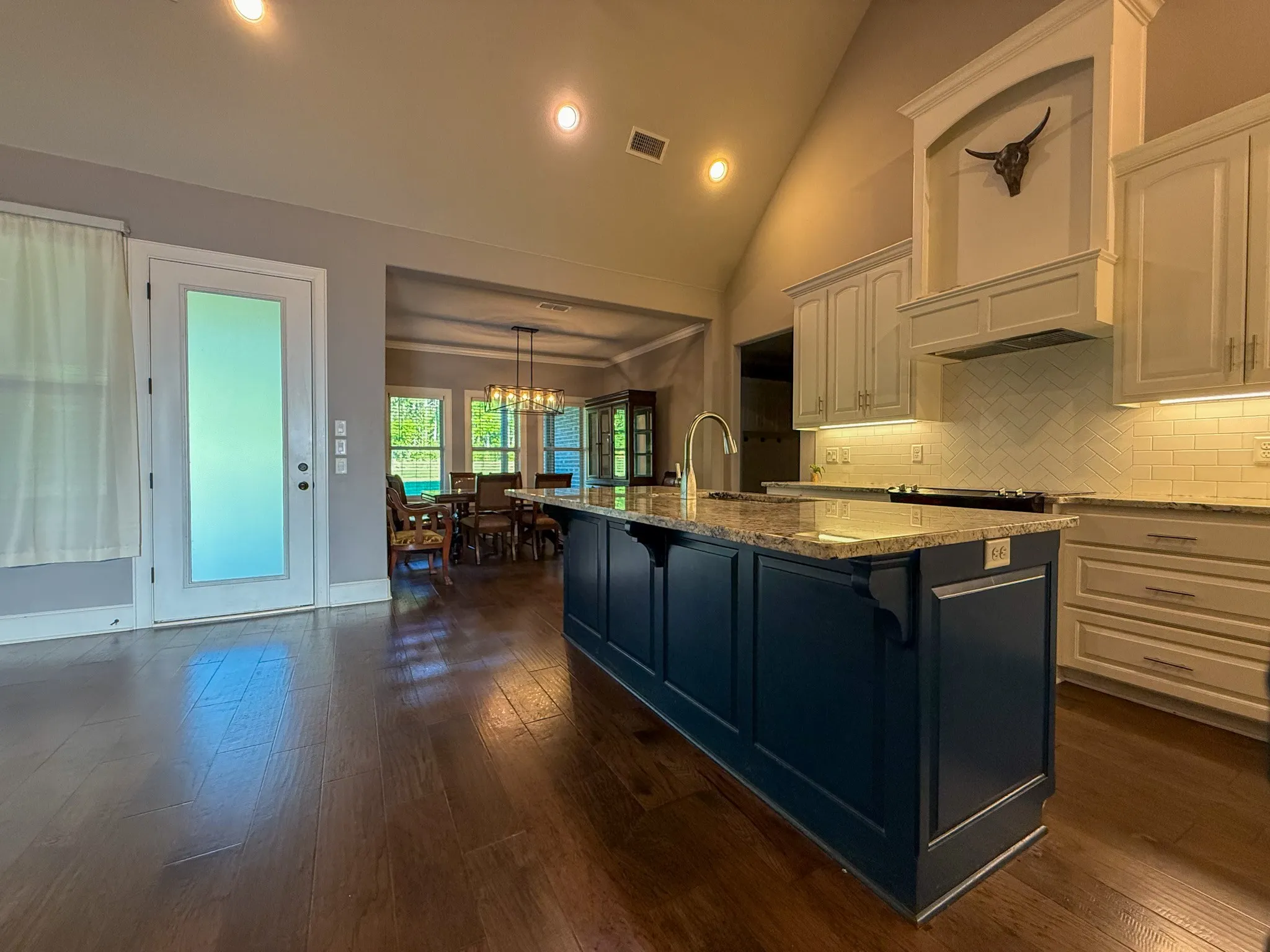 Single Family Residence For Sale in Cherokee County , 494 CR 4403, Jacksonville, Texas 75766, 4 Bedrooms, 3 Bathrooms, 2 Garage spaces, 2,787 Sqft, built in 2018, Price $675,000, mls#21318966, Real Estate Agent in Jacksonville, Homes For Sale in Cherokee county, Homes For Sale in Jacksonville, Realtor in Jacksonville Texas, Real Estate Brokerage Independent Realty Texas, Luminita Cordes Realtor