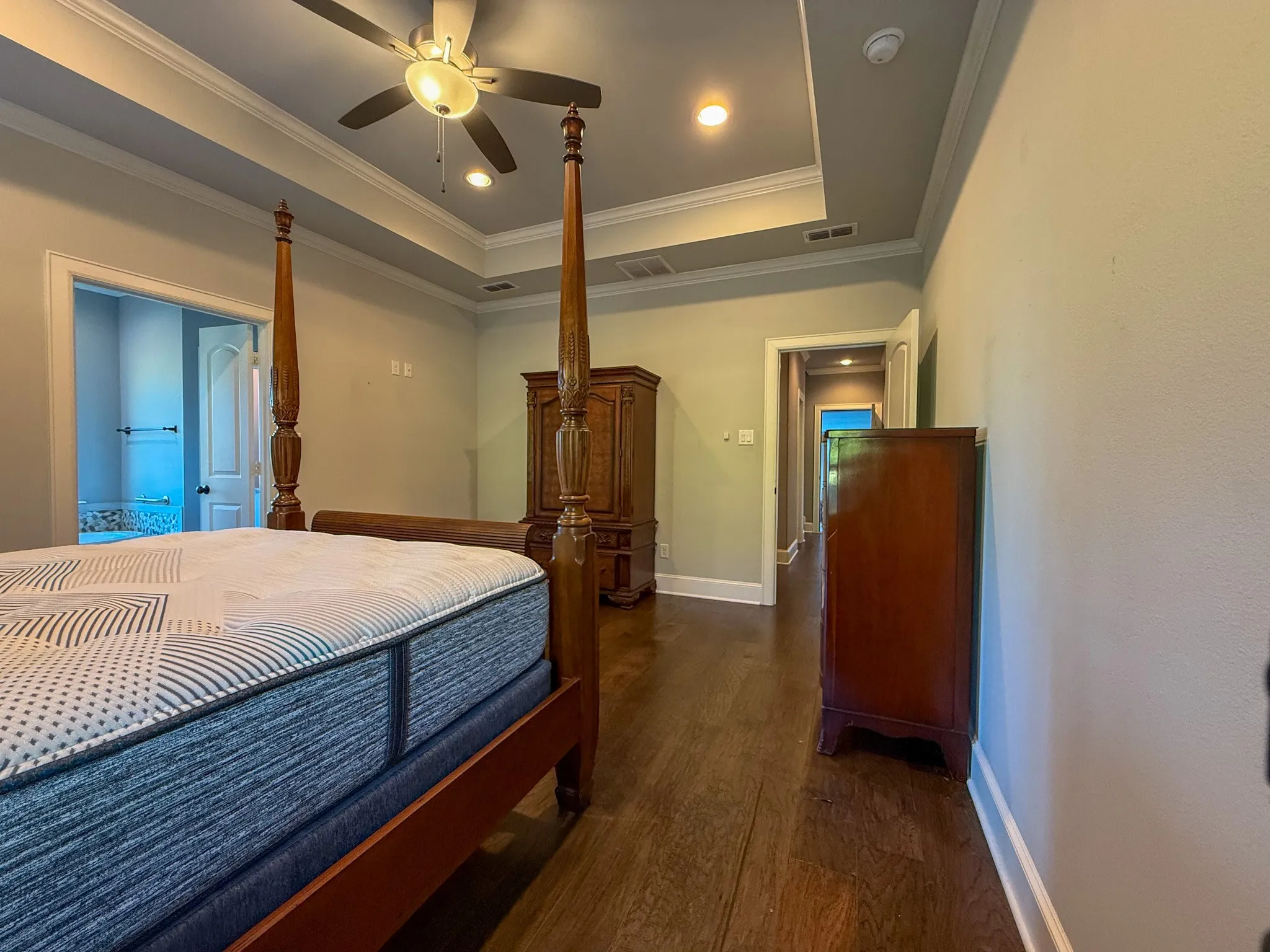 Single Family Residence For Sale in Cherokee County , 494 CR 4403, Jacksonville, Texas 75766, 4 Bedrooms, 3 Bathrooms, 2 Garage spaces, 2,787 Sqft, built in 2018, Price $675,000, mls#21318966, Real Estate Agent in Jacksonville, Homes For Sale in Cherokee county, Homes For Sale in Jacksonville, Realtor in Jacksonville Texas, Real Estate Brokerage Independent Realty Texas, Luminita Cordes Realtor
