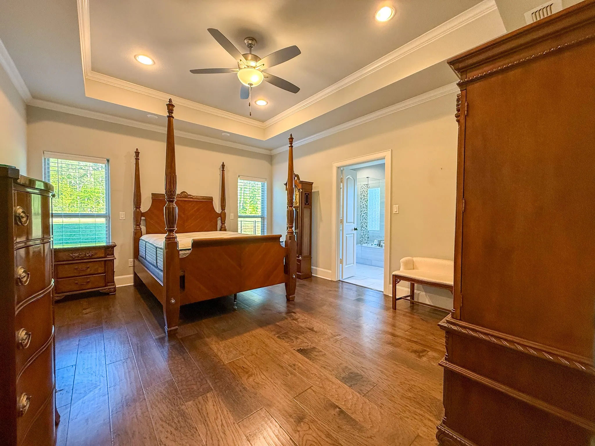 Single Family Residence For Sale in Cherokee County , 494 CR 4403, Jacksonville, Texas 75766, 4 Bedrooms, 3 Bathrooms, 2 Garage spaces, 2,787 Sqft, built in 2018, Price $675,000, mls#21318966, Real Estate Agent in Jacksonville, Homes For Sale in Cherokee county, Homes For Sale in Jacksonville, Realtor in Jacksonville Texas, Real Estate Brokerage Independent Realty Texas, Luminita Cordes Realtor