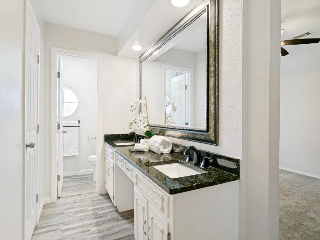 Single Family Residence For Sale in Tarrant County , 3120 Spring Grove Drive, Bedford, Texas 76021, 3 Bedroom, 2 Bathroom, 2 Garage spaces, 1,538 Sqft, built in 1973, mls#21318839, Real Estate Agent in Bedford, Homes For Sale in Tarrant county, Homes For Sale in Bedford, Realtor in Bedford Texas, Real Estate Brokerage Independent Realty Texas, Luminita Cordes Realtor