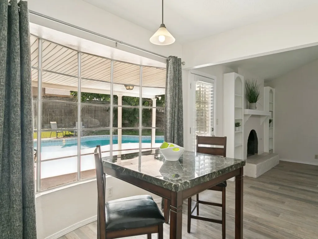 Single Family Residence For Sale in Tarrant County , 3120 Spring Grove Drive, Bedford, Texas 76021, 3 Bedroom, 2 Bathroom, 2 Garage spaces, 1,538 Sqft, built in 1973, mls#21318839, Real Estate Agent in Bedford, Homes For Sale in Tarrant county, Homes For Sale in Bedford, Realtor in Bedford Texas, Real Estate Brokerage Independent Realty Texas, Luminita Cordes Realtor