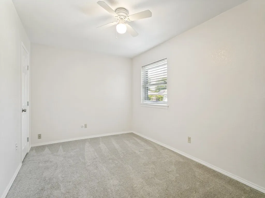 Single Family Residence For Sale in Tarrant County , 3120 Spring Grove Drive, Bedford, Texas 76021, 3 Bedroom, 2 Bathroom, 2 Garage spaces, 1,538 Sqft, built in 1973, mls#21318839, Real Estate Agent in Bedford, Homes For Sale in Tarrant county, Homes For Sale in Bedford, Realtor in Bedford Texas, Real Estate Brokerage Independent Realty Texas, Luminita Cordes Realtor