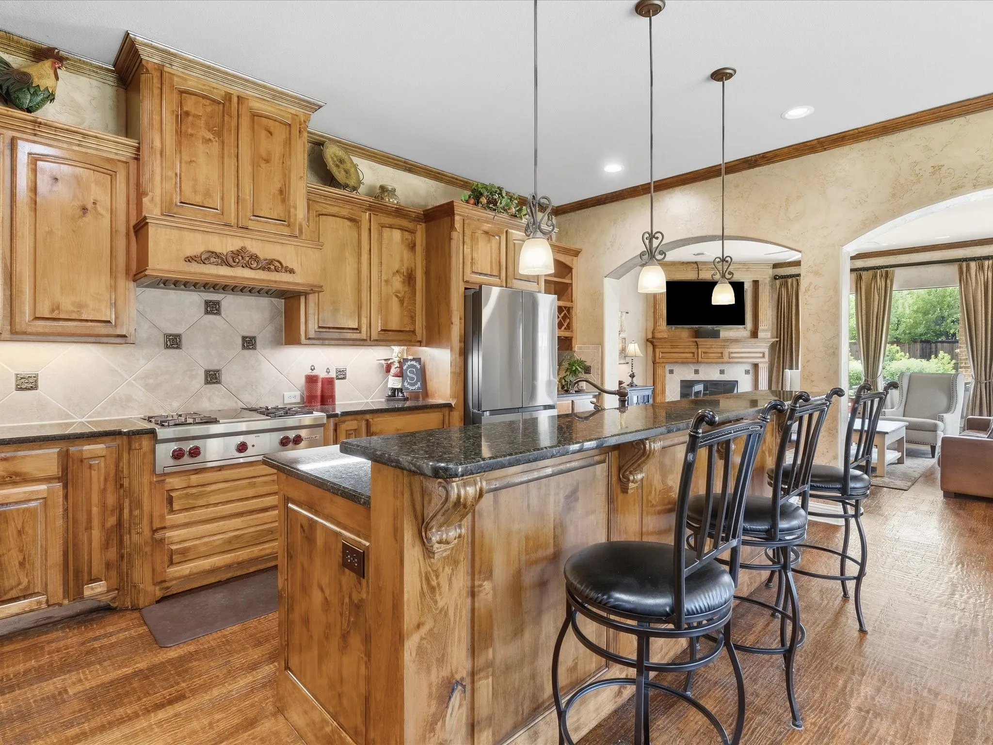 Single Family Residence For Sale in Denton County , 2201 Lady Cornwall Drive, Lewisville, Texas 75056, 5 Bedroom, 5 Bathroom, 3 Garage spaces, 4,339 Sqft, built in 2006, mls#21317093, Real Estate Agent in Lewisville, Homes For Sale in Denton county, Homes For Sale in Lewisville, Realtor in Lewisville Texas, Real Estate Brokerage Independent Realty Texas, Luminita Cordes Realtor