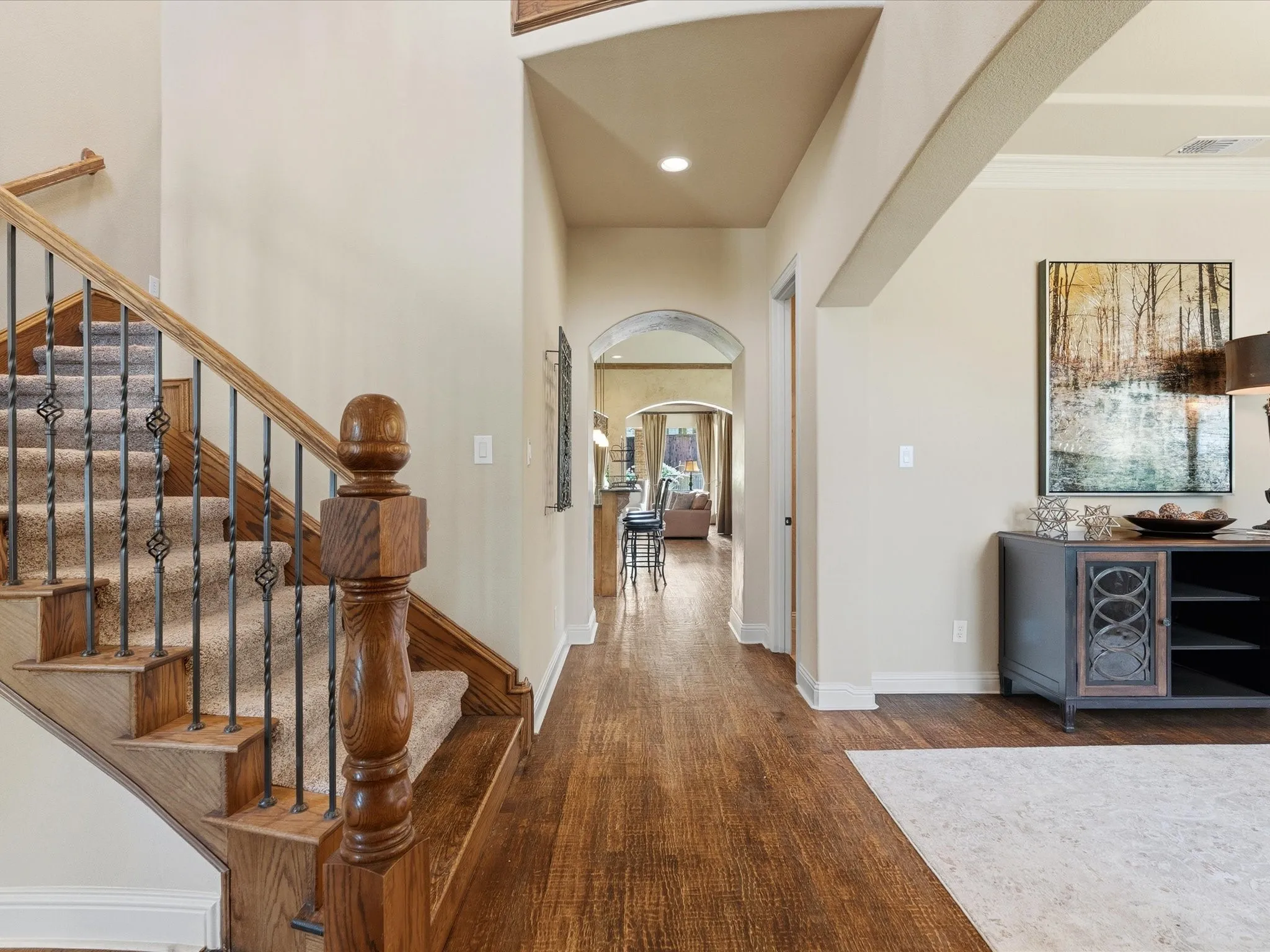 Single Family Residence For Sale in Denton County , 2201 Lady Cornwall Drive, Lewisville, Texas 75056, 5 Bedroom, 5 Bathroom, 3 Garage spaces, 4,339 Sqft, built in 2006, mls#21317093, Real Estate Agent in Lewisville, Homes For Sale in Denton county, Homes For Sale in Lewisville, Realtor in Lewisville Texas, Real Estate Brokerage Independent Realty Texas, Luminita Cordes Realtor