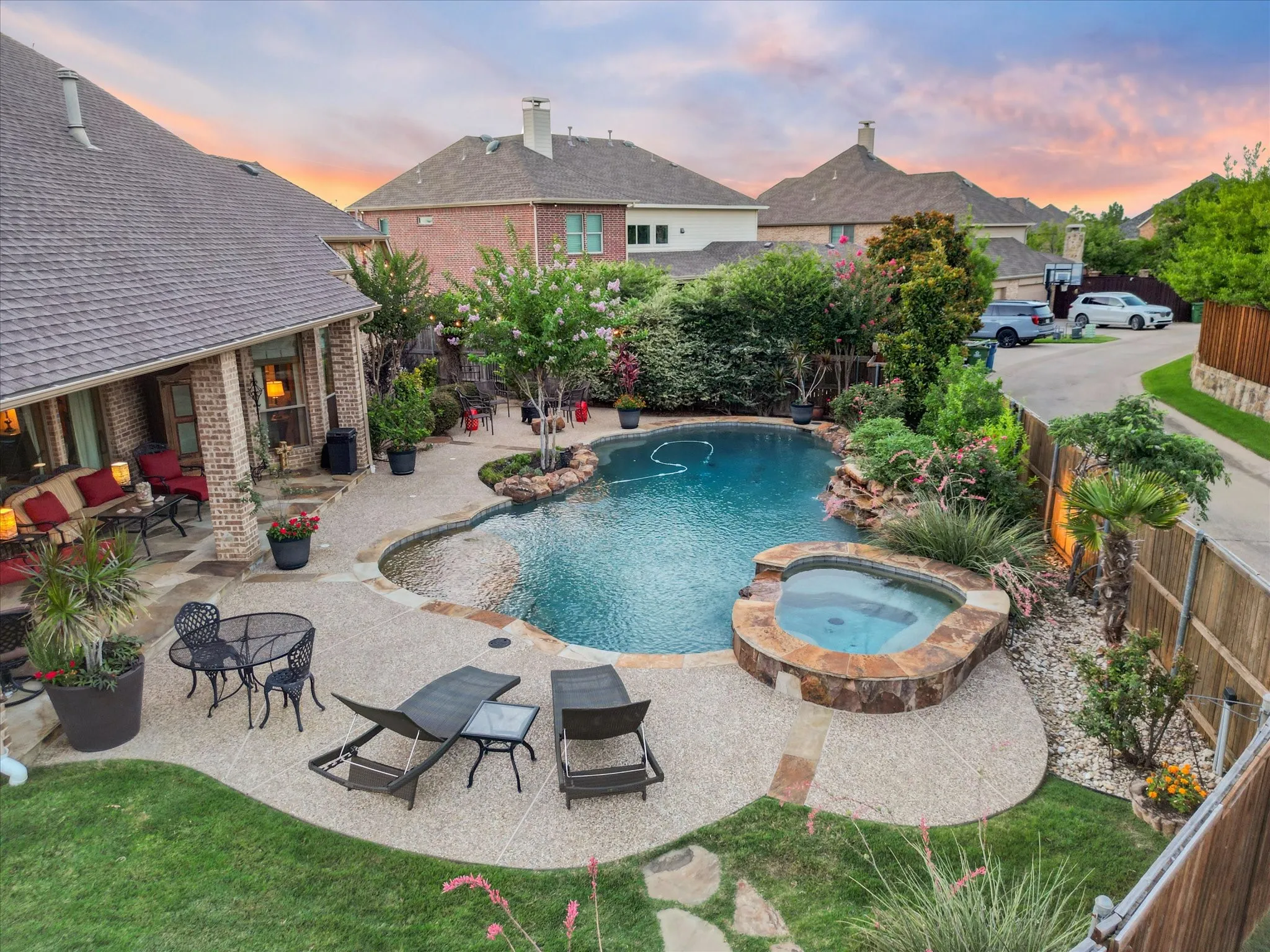 Single Family Residence For Sale in Denton County , 2201 Lady Cornwall Drive, Lewisville, Texas 75056, 5 Bedroom, 5 Bathroom, 3 Garage spaces, 4,339 Sqft, built in 2006, mls#21317093, Real Estate Agent in Lewisville, Homes For Sale in Denton county, Homes For Sale in Lewisville, Realtor in Lewisville Texas, Real Estate Brokerage Independent Realty Texas, Luminita Cordes Realtor