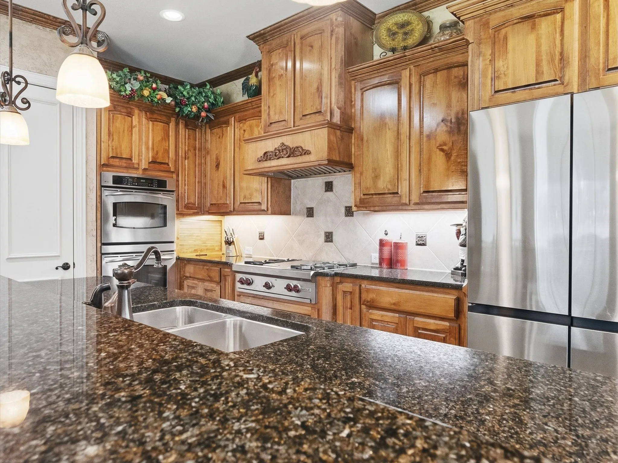 Single Family Residence For Sale in Denton County , 2201 Lady Cornwall Drive, Lewisville, Texas 75056, 5 Bedroom, 5 Bathroom, 3 Garage spaces, 4,339 Sqft, built in 2006, mls#21317093, Real Estate Agent in Lewisville, Homes For Sale in Denton county, Homes For Sale in Lewisville, Realtor in Lewisville Texas, Real Estate Brokerage Independent Realty Texas, Luminita Cordes Realtor