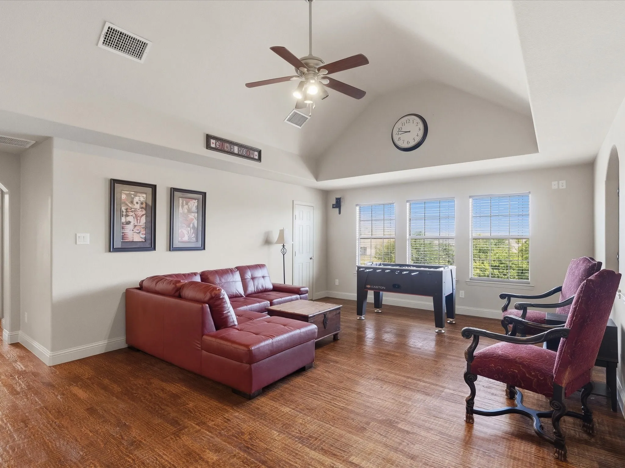 Single Family Residence For Sale in Denton County , 2201 Lady Cornwall Drive, Lewisville, Texas 75056, 5 Bedroom, 5 Bathroom, 3 Garage spaces, 4,339 Sqft, built in 2006, mls#21317093, Real Estate Agent in Lewisville, Homes For Sale in Denton county, Homes For Sale in Lewisville, Realtor in Lewisville Texas, Real Estate Brokerage Independent Realty Texas, Luminita Cordes Realtor