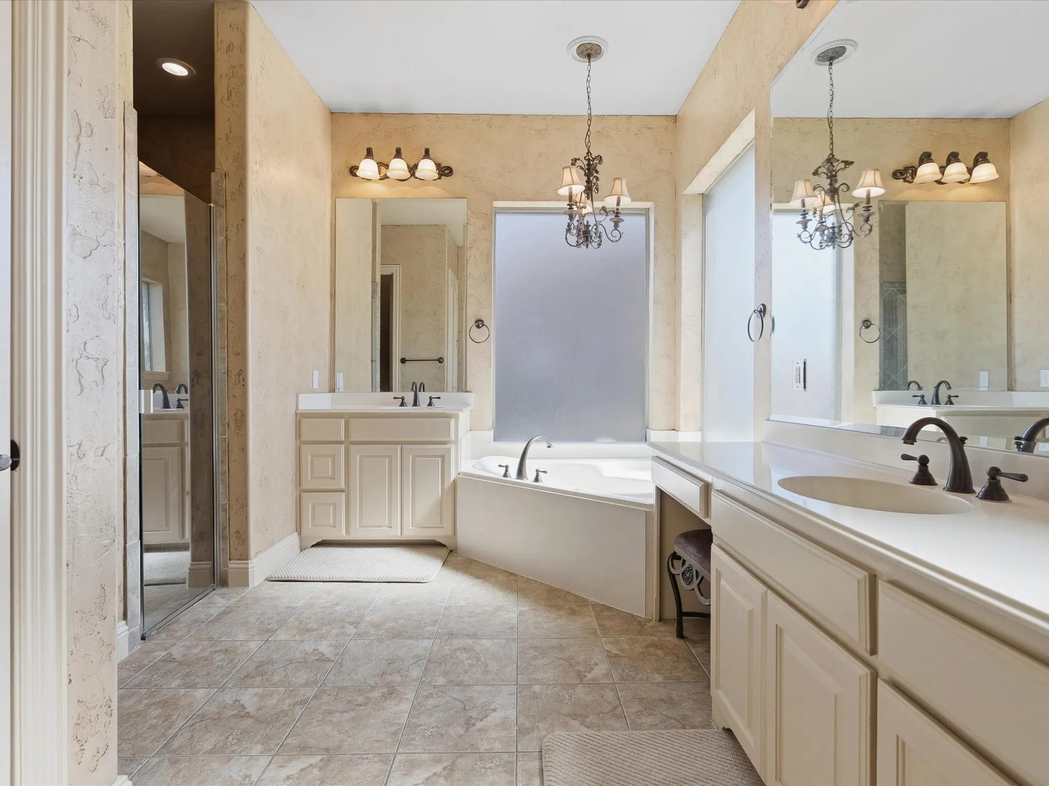 Single Family Residence For Sale in Denton County , 2201 Lady Cornwall Drive, Lewisville, Texas 75056, 5 Bedroom, 5 Bathroom, 3 Garage spaces, 4,339 Sqft, built in 2006, mls#21317093, Real Estate Agent in Lewisville, Homes For Sale in Denton county, Homes For Sale in Lewisville, Realtor in Lewisville Texas, Real Estate Brokerage Independent Realty Texas, Luminita Cordes Realtor