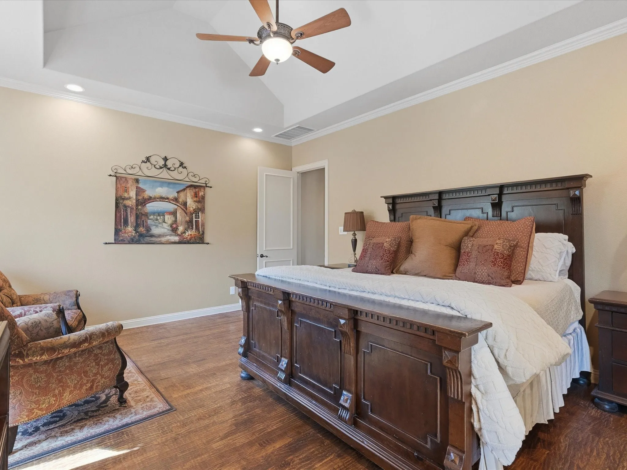 Single Family Residence For Sale in Denton County , 2201 Lady Cornwall Drive, Lewisville, Texas 75056, 5 Bedroom, 5 Bathroom, 3 Garage spaces, 4,339 Sqft, built in 2006, mls#21317093, Real Estate Agent in Lewisville, Homes For Sale in Denton county, Homes For Sale in Lewisville, Realtor in Lewisville Texas, Real Estate Brokerage Independent Realty Texas, Luminita Cordes Realtor