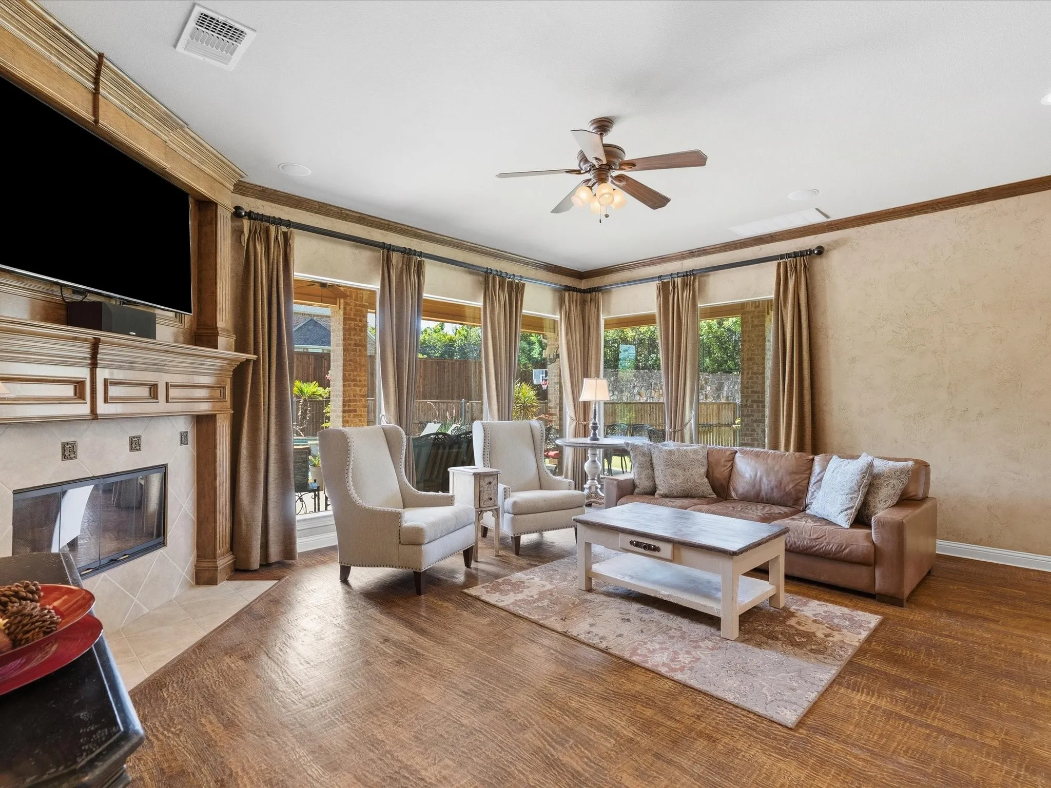 Single Family Residence For Sale in Denton County , 2201 Lady Cornwall Drive, Lewisville, Texas 75056, 5 Bedroom, 5 Bathroom, 3 Garage spaces, 4,339 Sqft, built in 2006, mls#21317093, Real Estate Agent in Lewisville, Homes For Sale in Denton county, Homes For Sale in Lewisville, Realtor in Lewisville Texas, Real Estate Brokerage Independent Realty Texas, Luminita Cordes Realtor