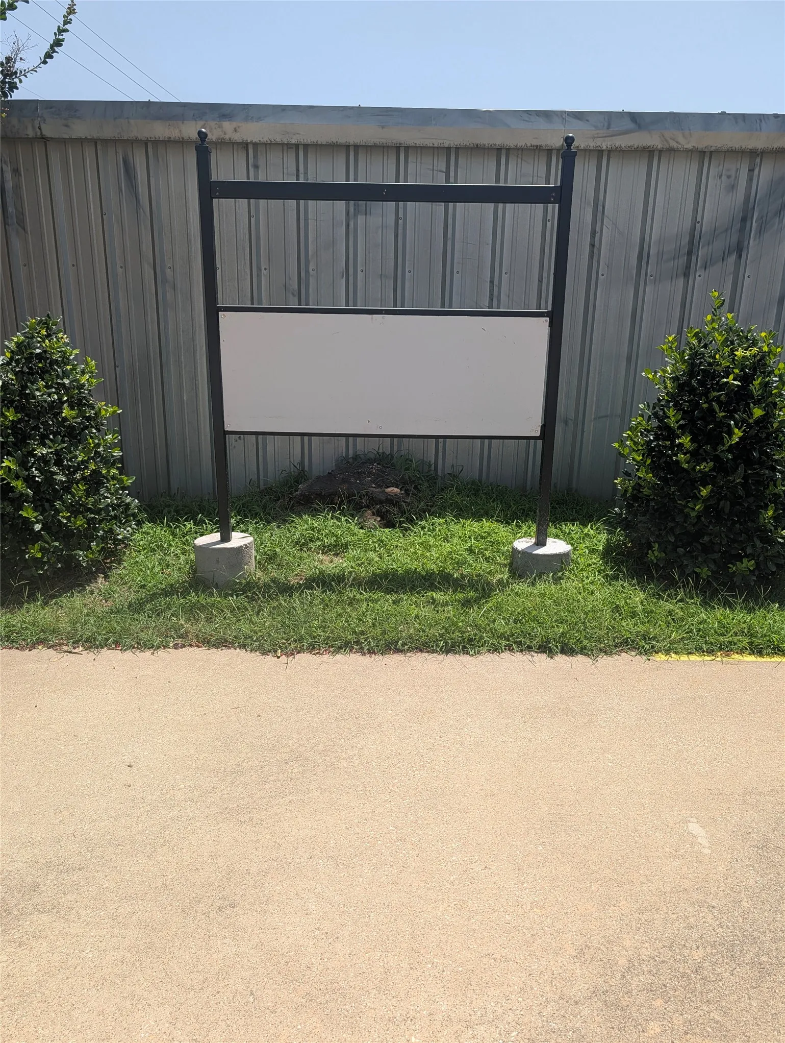 Area for additional signage