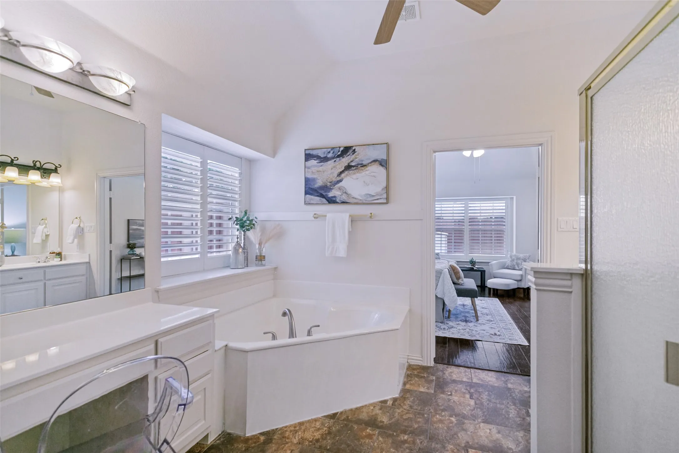 Single Family Residence For Sale in Collin County , 3320 Sedona Lane, Plano, Texas 75025, 3 Bedroom, 3 Bathroom, 2 Garage spaces, 2,373 Sqft, built in 1999, mls#21309279, Real Estate Agent in Plano, Homes For Sale in Collin county, Homes For Sale in Plano, Realtor in Plano Texas, Real Estate Brokerage Independent Realty Texas, Luminita Cordes Realtor