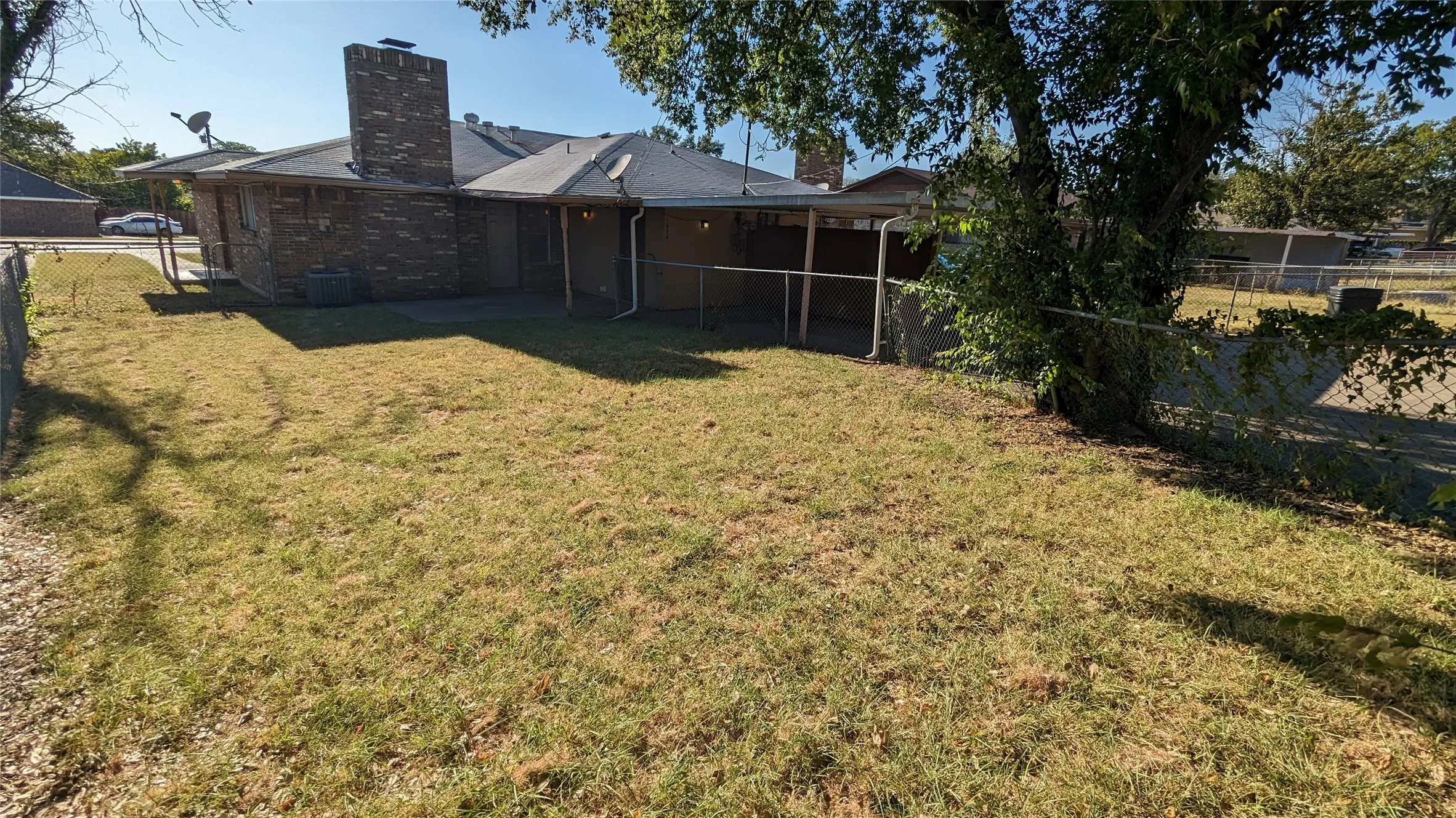 Duplex For Rent in Dallas County , 1434 Deborah Avenue, De Soto, Texas 75115, 2 Bedroom, 2 Bathroom, Garage spaces, 1,080 Sqft, built in 1971, mls#21313728, Real Estate Agent in De Soto, Homes For Rent in Dallas county, Homes For Rent in De Soto, Realtor in De Soto Texas, Real Estate Brokerage Independent Realty Texas, Luminita Cordes Realtor