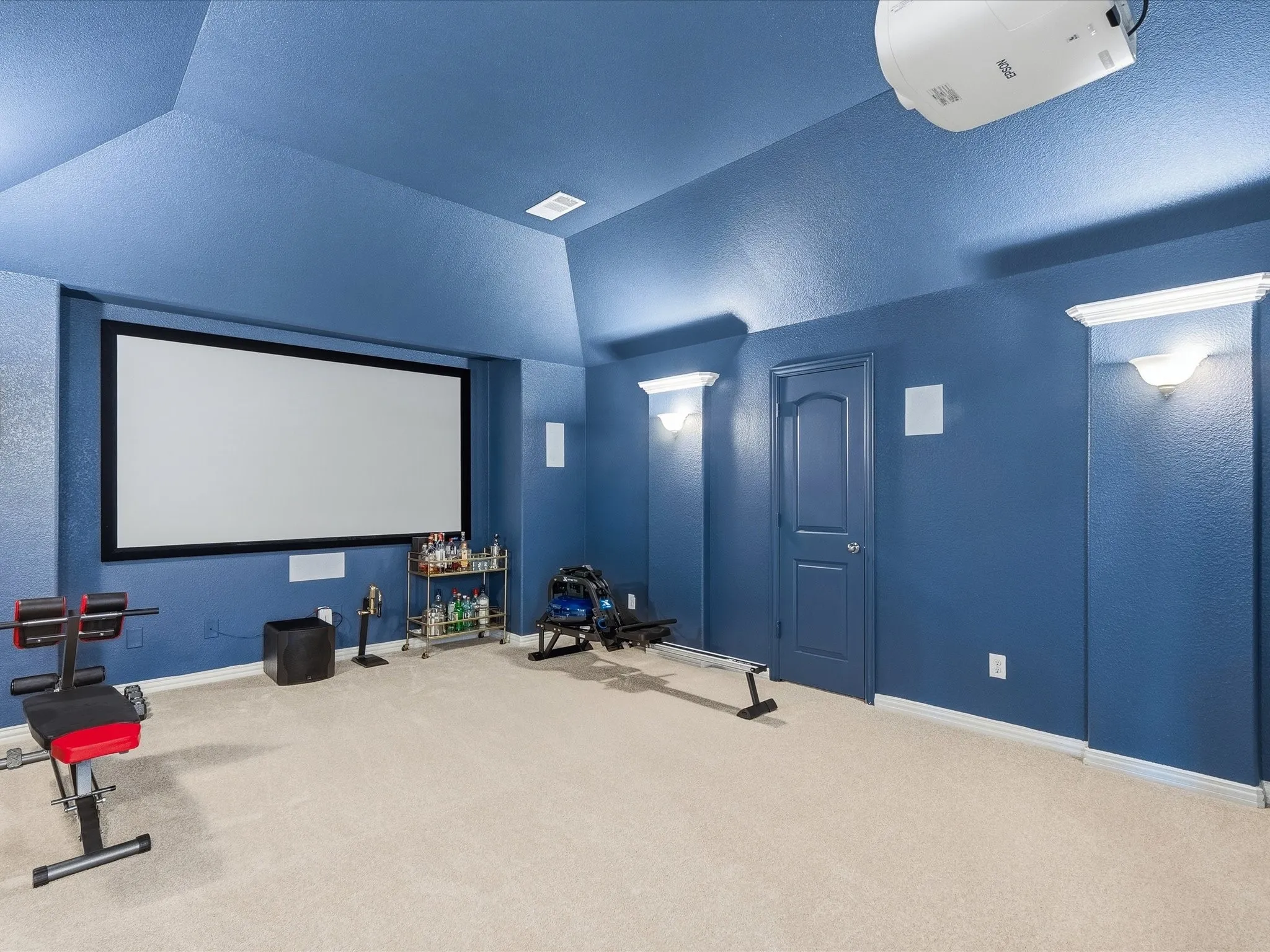 Single Family Residence For Sale in Denton County , 817 Winehart Street, Lewisville, Texas 75056, 5 Bedroom, 4 Bathroom, Garage spaces, 3,459 Sqft, built in 2016, mls#21316422, Real Estate Agent in Lewisville, Homes For Sale in Denton county, Homes For Sale in Lewisville, Realtor in Lewisville Texas, Real Estate Brokerage Independent Realty Texas, Luminita Cordes Realtor