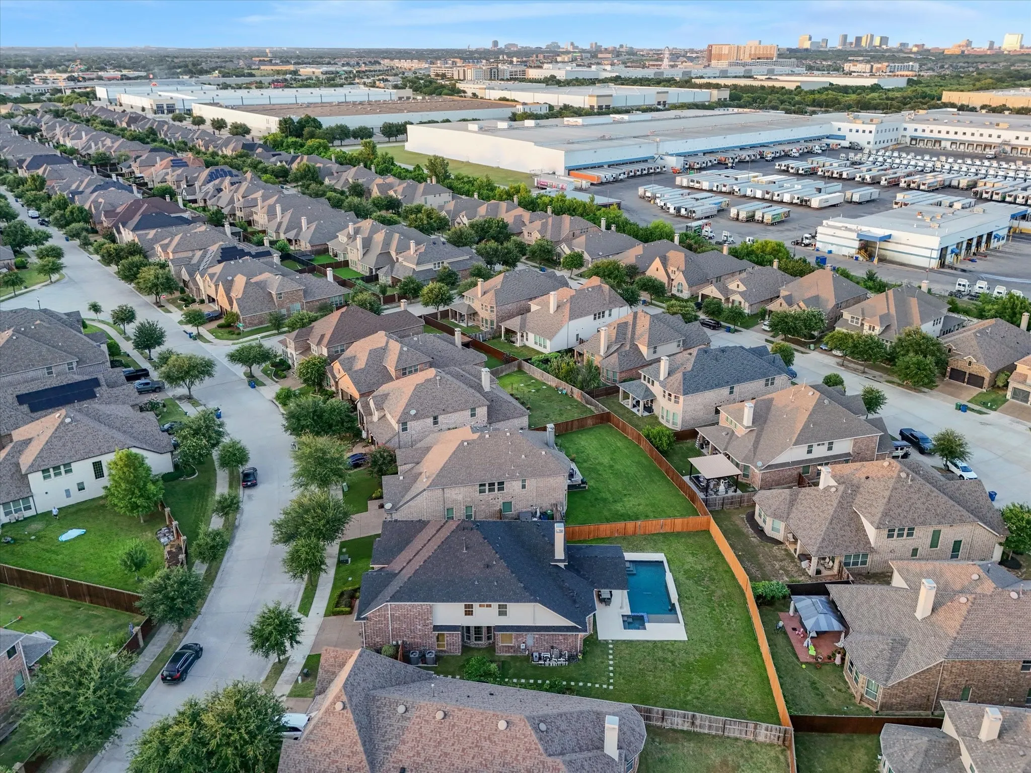Single Family Residence For Sale in Denton County , 817 Winehart Street, Lewisville, Texas 75056, 5 Bedroom, 4 Bathroom, Garage spaces, 3,459 Sqft, built in 2016, mls#21316422, Real Estate Agent in Lewisville, Homes For Sale in Denton county, Homes For Sale in Lewisville, Realtor in Lewisville Texas, Real Estate Brokerage Independent Realty Texas, Luminita Cordes Realtor