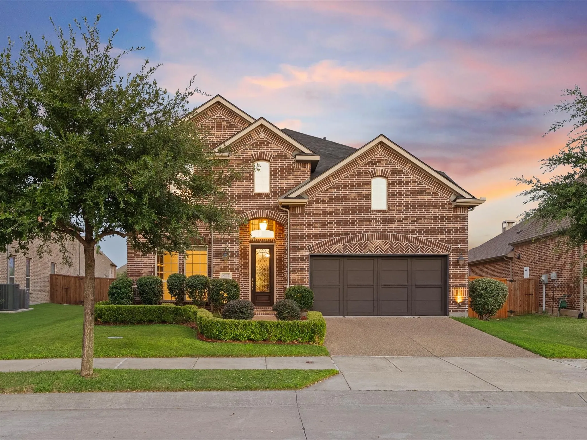 Single Family Residence For Sale in Denton County , 817 Winehart Street, Lewisville, Texas 75056, 5 Bedroom, 4 Bathroom, Garage spaces, 3,459 Sqft, built in 2016, mls#21316422, Real Estate Agent in Lewisville, Homes For Sale in Denton county, Homes For Sale in Lewisville, Realtor in Lewisville Texas, Real Estate Brokerage Independent Realty Texas, Luminita Cordes Realtor