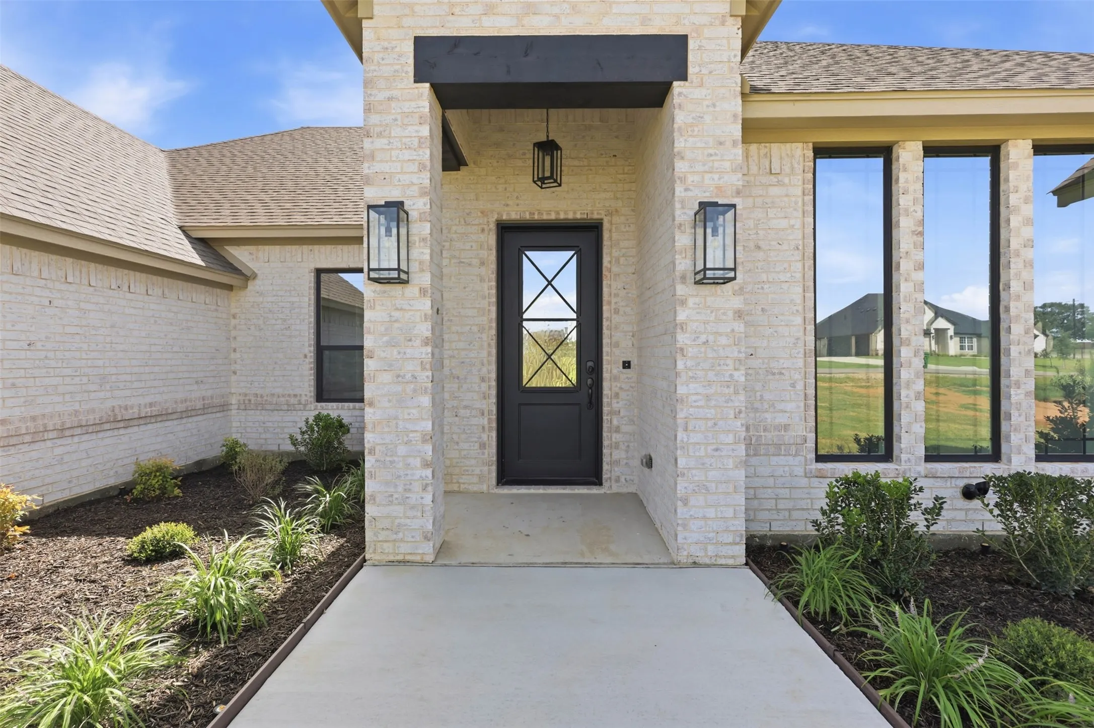 Single Family Residence For Sale in Parker County , 2004 Forest Bridge Drive, Azle, Texas 76020, 5 Bedroom, 3 Bathroom, 3 Garage spaces, 2,615 Sqft, built in 2026, mls#21304780, Real Estate Agent in Azle, Homes For Sale in Parker county, Homes For Sale in Azle, Realtor in Azle Texas, Real Estate Brokerage Independent Realty Texas, Luminita Cordes Realtor