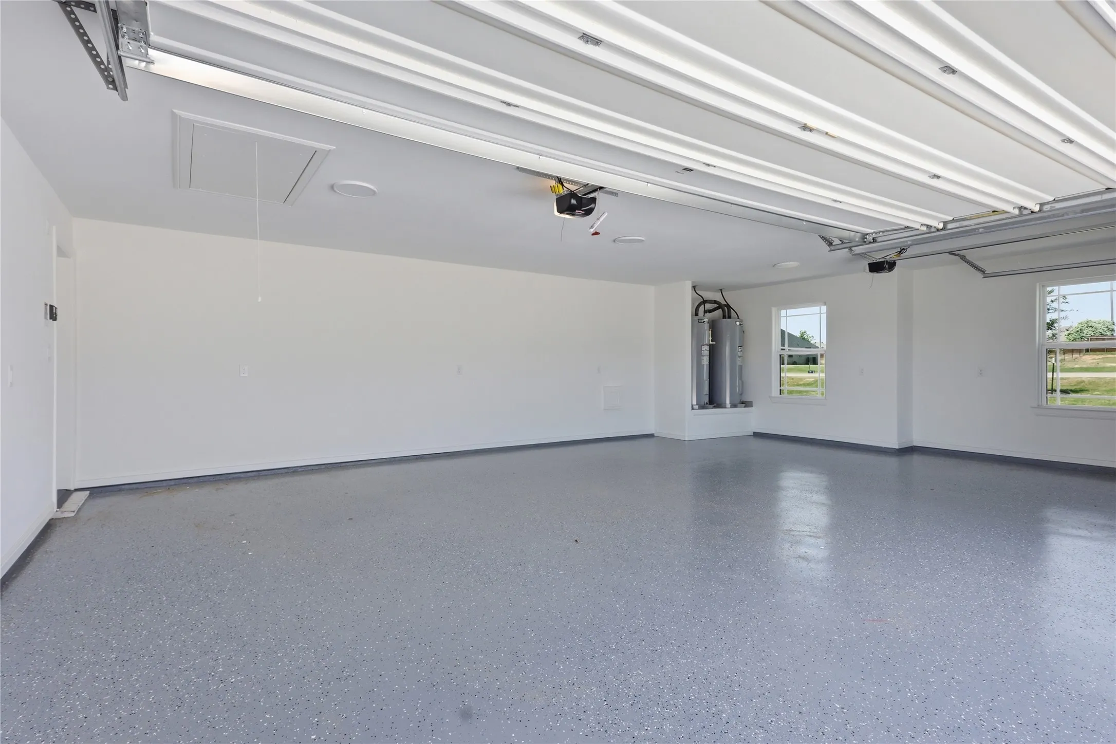 Single Family Residence For Sale in Parker County , 2004 Forest Bridge Drive, Azle, Texas 76020, 5 Bedroom, 3 Bathroom, 3 Garage spaces, 2,615 Sqft, built in 2026, mls#21304780, Real Estate Agent in Azle, Homes For Sale in Parker county, Homes For Sale in Azle, Realtor in Azle Texas, Real Estate Brokerage Independent Realty Texas, Luminita Cordes Realtor
