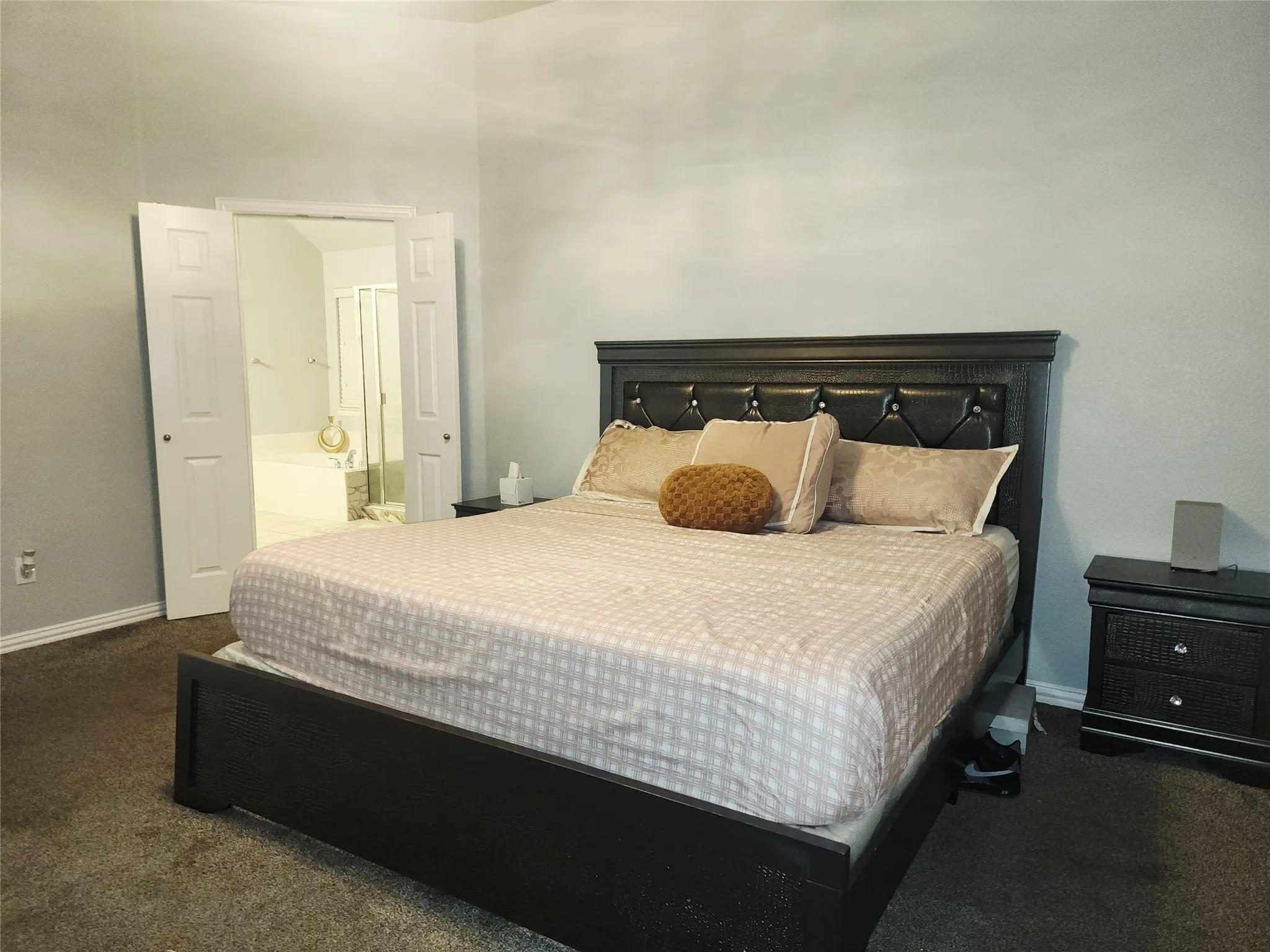 Master suite