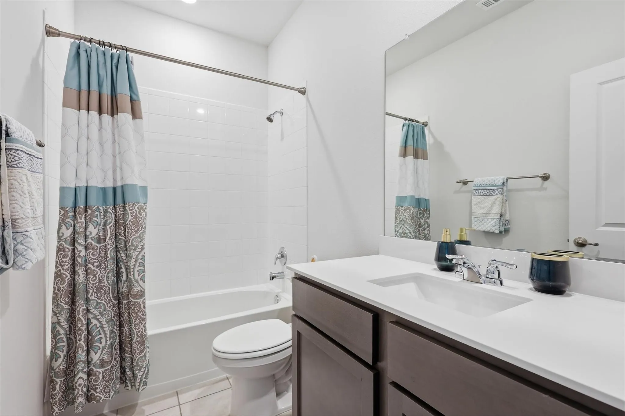 Single Family Residence For Sale in Collin County , 1010 Western Way, Princeton, Texas 75407, 4 Bedroom, 3 Bathroom, 2 Garage spaces, 2,193 Sqft, built in 2021, mls#21319024, Real Estate Agent in Princeton, Homes For Sale in Collin county, Homes For Sale in Princeton, Realtor in Princeton Texas, Real Estate Brokerage Independent Realty Texas, Luminita Cordes Realtor