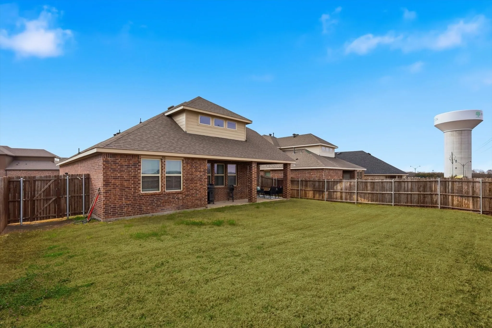Single Family Residence For Sale in Collin County , 1010 Western Way, Princeton, Texas 75407, 4 Bedroom, 3 Bathroom, 2 Garage spaces, 2,193 Sqft, built in 2021, mls#21319024, Real Estate Agent in Princeton, Homes For Sale in Collin county, Homes For Sale in Princeton, Realtor in Princeton Texas, Real Estate Brokerage Independent Realty Texas, Luminita Cordes Realtor