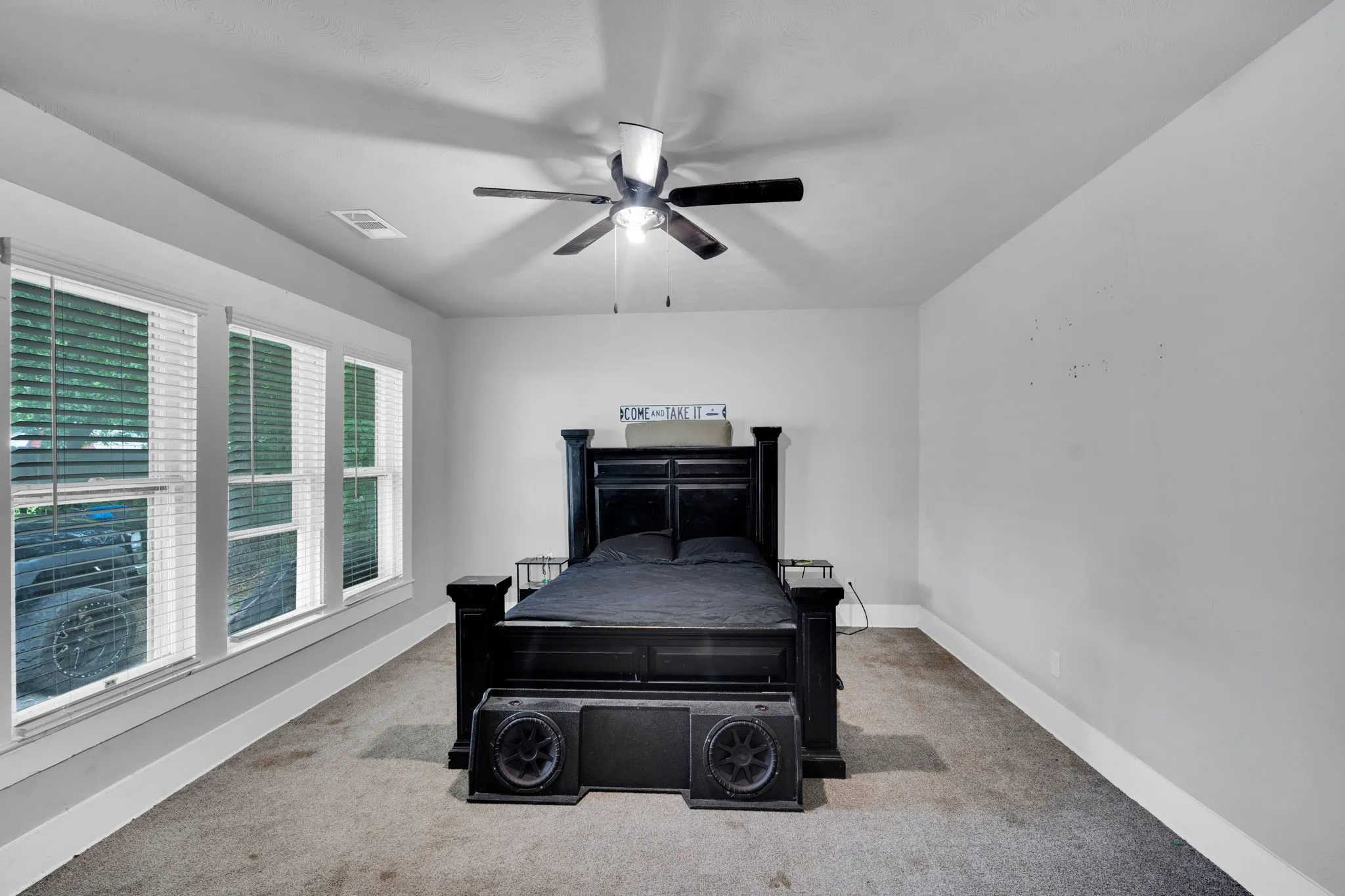 Duplex For Sale in Ellis County , 208 W Denton Street, Ennis, Texas 75119, 3 Bedrooms, 2 Bathrooms, Garage spaces, 0 Sqft, built in 1948, Price $250,000, mls#21319033, Real Estate Agent in Ennis, Homes For Sale in Ellis county, Homes For Sale in Ennis, Realtor in Ennis Texas, Real Estate Brokerage Independent Realty Texas, Luminita Cordes Realtor