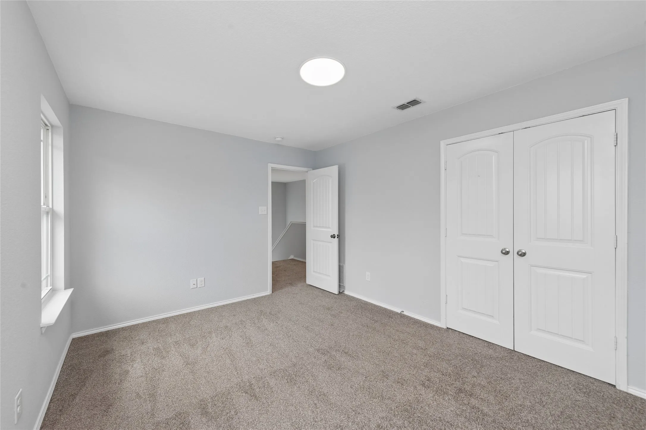 Single Family Residence For Sale in Denton County , 1009 Providence Boulevard, Providence Village, Texas 76227, 4 Bedroom, 3 Bathroom, 2 Garage spaces, 2,065 Sqft, built in 2014, mls#21319051, Real Estate Agent in Providence Village, Homes For Sale in Denton county, Homes For Sale in Providence Village, Realtor in Providence Village Texas, Real Estate Brokerage Independent Realty Texas, Luminita Cordes Realtor