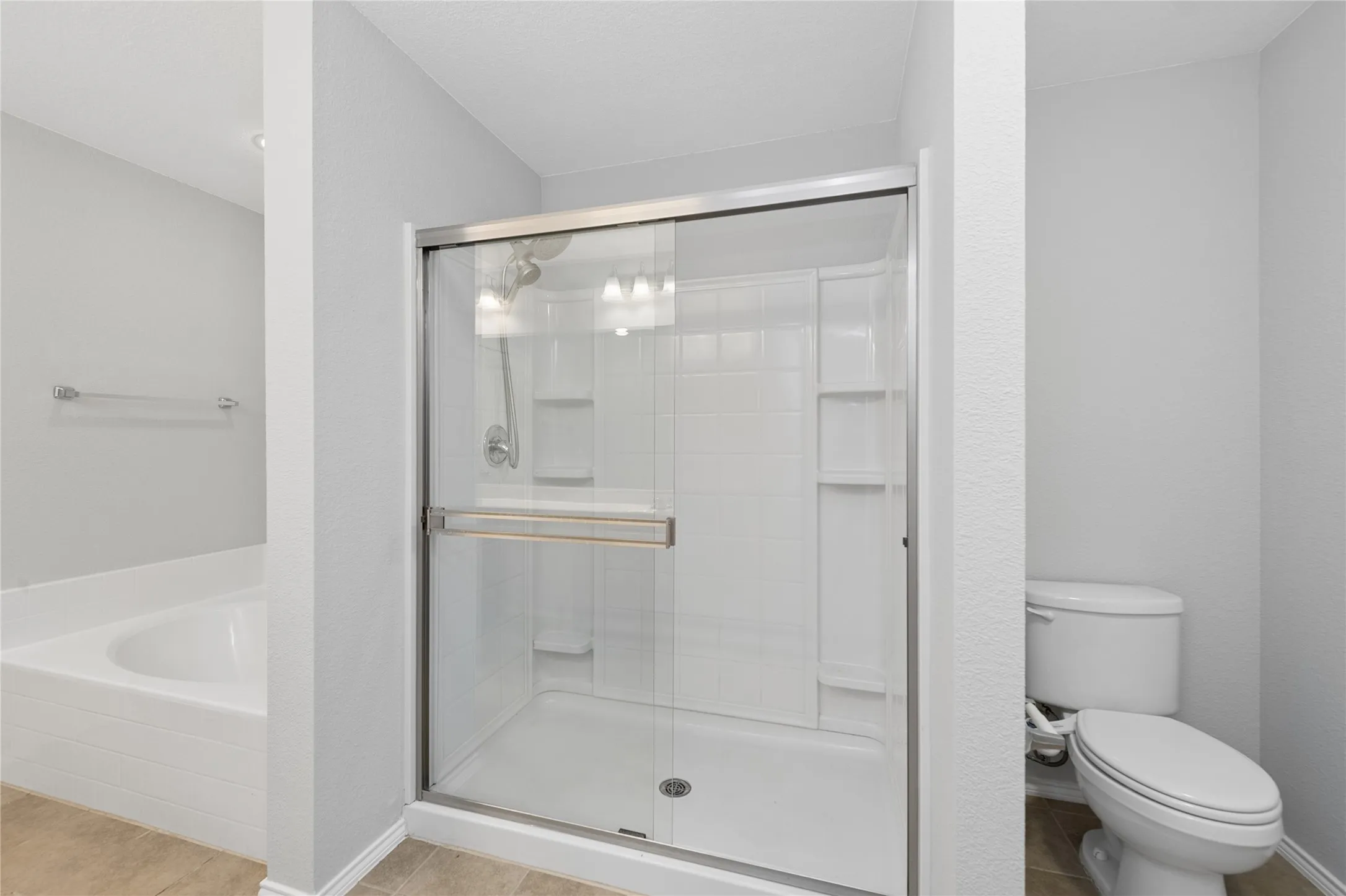 Single Family Residence For Sale in Denton County , 1009 Providence Boulevard, Providence Village, Texas 76227, 4 Bedroom, 3 Bathroom, 2 Garage spaces, 2,065 Sqft, built in 2014, mls#21319051, Real Estate Agent in Providence Village, Homes For Sale in Denton county, Homes For Sale in Providence Village, Realtor in Providence Village Texas, Real Estate Brokerage Independent Realty Texas, Luminita Cordes Realtor