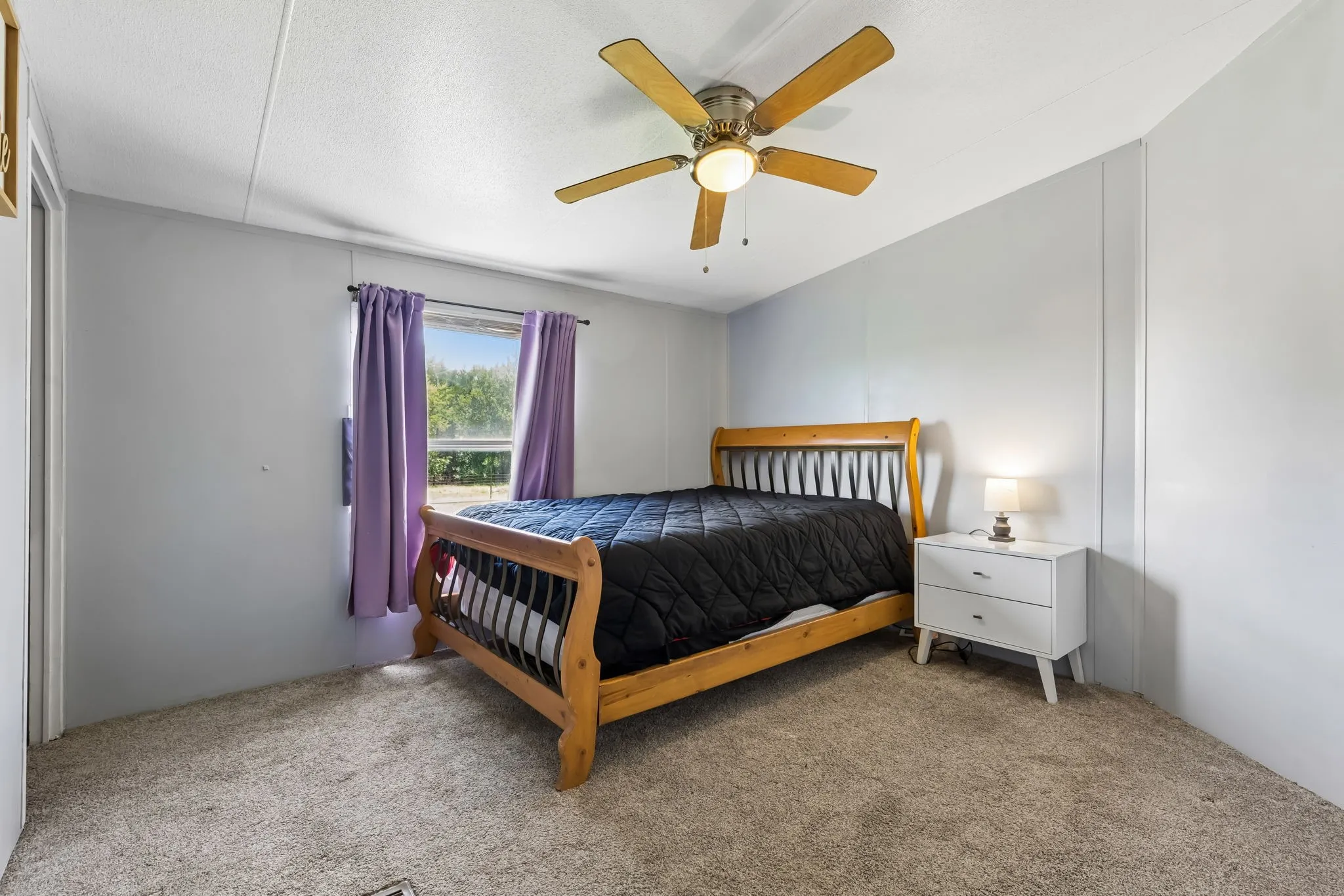 Single Family Residence For Sale in Grayson County , 3310 Old Sherman Road, Whitesboro, Texas 76273, 5 Bedroom, 3 Bathroom, Garage spaces, 2,176 Sqft, built in 2006, mls#21317723, Real Estate Agent in Whitesboro, Homes For Sale in Grayson county, Homes For Sale in Whitesboro, Realtor in Whitesboro Texas, Real Estate Brokerage Independent Realty Texas, Luminita Cordes Realtor