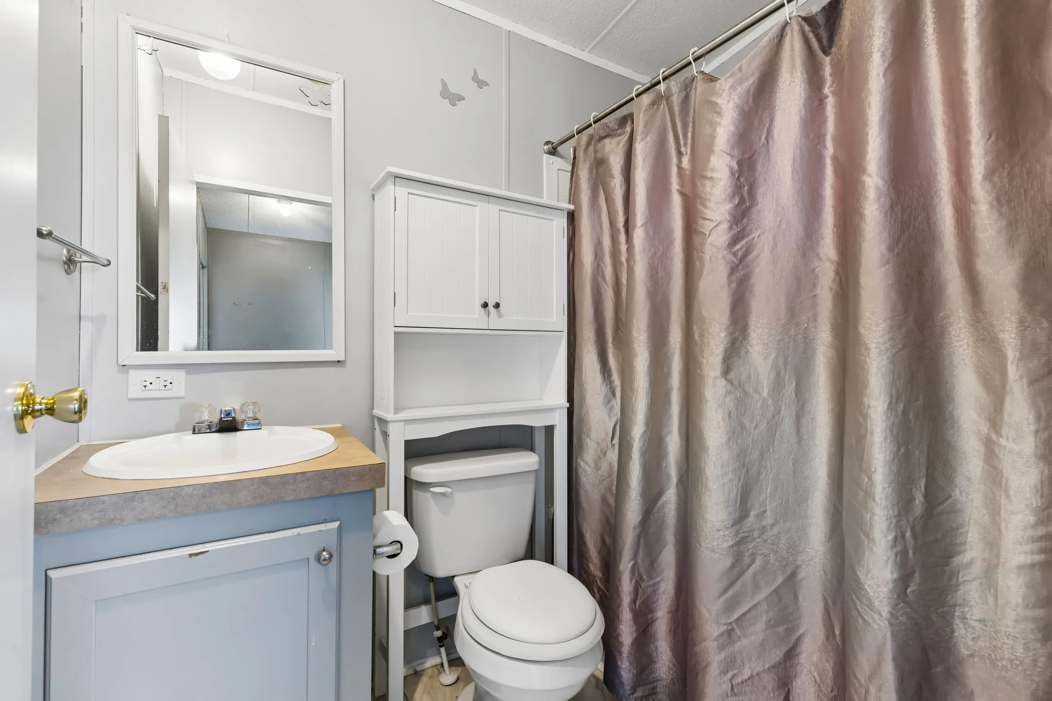 Single Family Residence For Sale in Grayson County , 3310 Old Sherman Road, Whitesboro, Texas 76273, 5 Bedroom, 3 Bathroom, Garage spaces, 2,176 Sqft, built in 2006, mls#21317723, Real Estate Agent in Whitesboro, Homes For Sale in Grayson county, Homes For Sale in Whitesboro, Realtor in Whitesboro Texas, Real Estate Brokerage Independent Realty Texas, Luminita Cordes Realtor