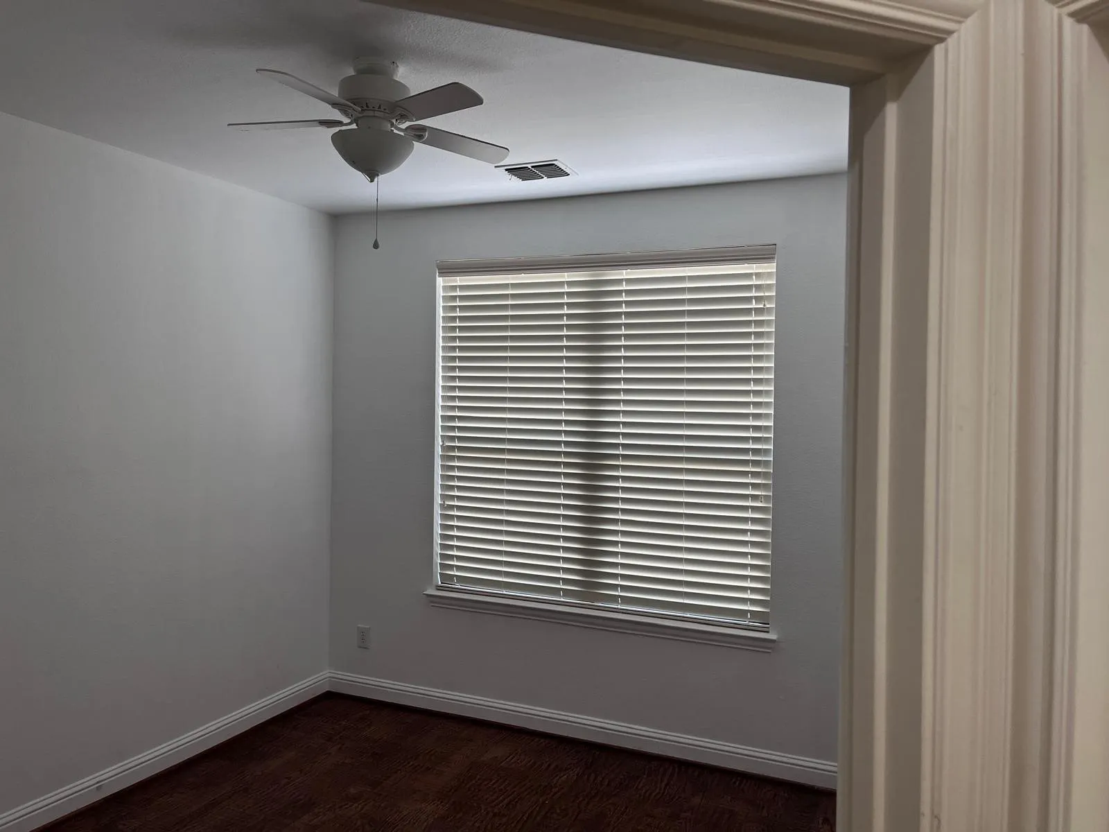 Townhouse For Rent in Collin County , 5717 PANTHEON Court, Plano, Texas 75024, 3 Bedroom, 3 Bathroom, 2 Garage spaces, 1,690 Sqft, built in 2005, mls#21319063, Real Estate Agent in Plano, Homes For Rent in Collin county, Homes For Rent in Plano, Realtor in Plano Texas, Real Estate Brokerage Independent Realty Texas, Luminita Cordes Realtor