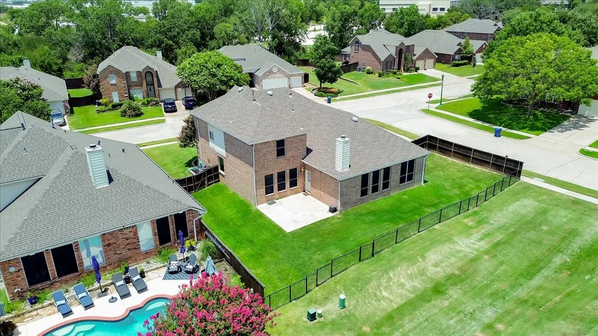 Single Family Residence For Rent in Denton County , 203 Lairds, Coppell, Texas 75019, 4 Bedroom, 3 Bathroom, 2 Garage spaces, 3,072 Sqft, built in 2000, mls#21318879, Real Estate Agent in Coppell, Homes For Rent in Denton county, Homes For Rent in Coppell, Realtor in Coppell Texas, Real Estate Brokerage Independent Realty Texas, Luminita Cordes Realtor