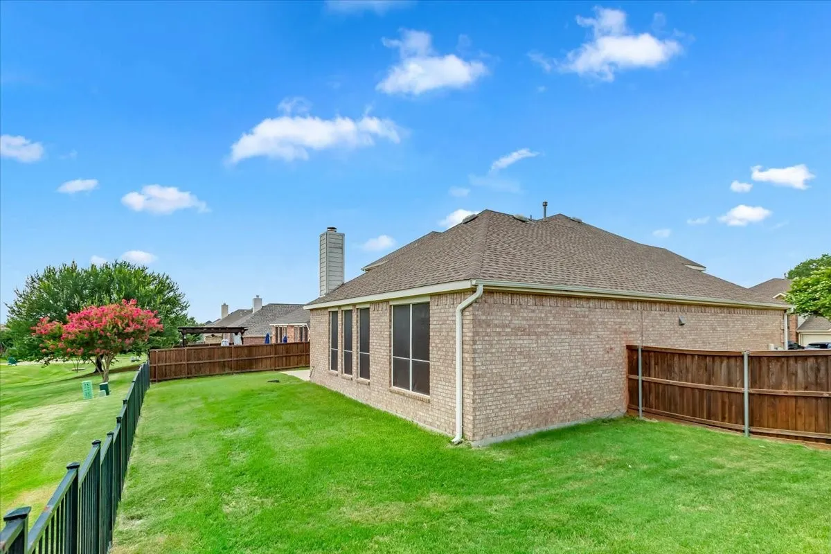 Single Family Residence For Rent in Denton County , 203 Lairds, Coppell, Texas 75019, 4 Bedroom, 3 Bathroom, 2 Garage spaces, 3,072 Sqft, built in 2000, mls#21318879, Real Estate Agent in Coppell, Homes For Rent in Denton county, Homes For Rent in Coppell, Realtor in Coppell Texas, Real Estate Brokerage Independent Realty Texas, Luminita Cordes Realtor