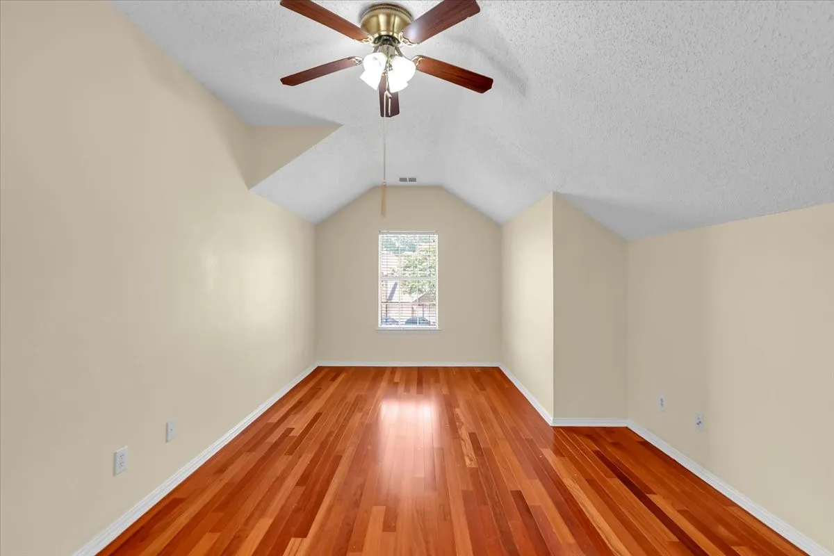 Single Family Residence For Rent in Denton County , 203 Lairds, Coppell, Texas 75019, 4 Bedroom, 3 Bathroom, 2 Garage spaces, 3,072 Sqft, built in 2000, mls#21318879, Real Estate Agent in Coppell, Homes For Rent in Denton county, Homes For Rent in Coppell, Realtor in Coppell Texas, Real Estate Brokerage Independent Realty Texas, Luminita Cordes Realtor