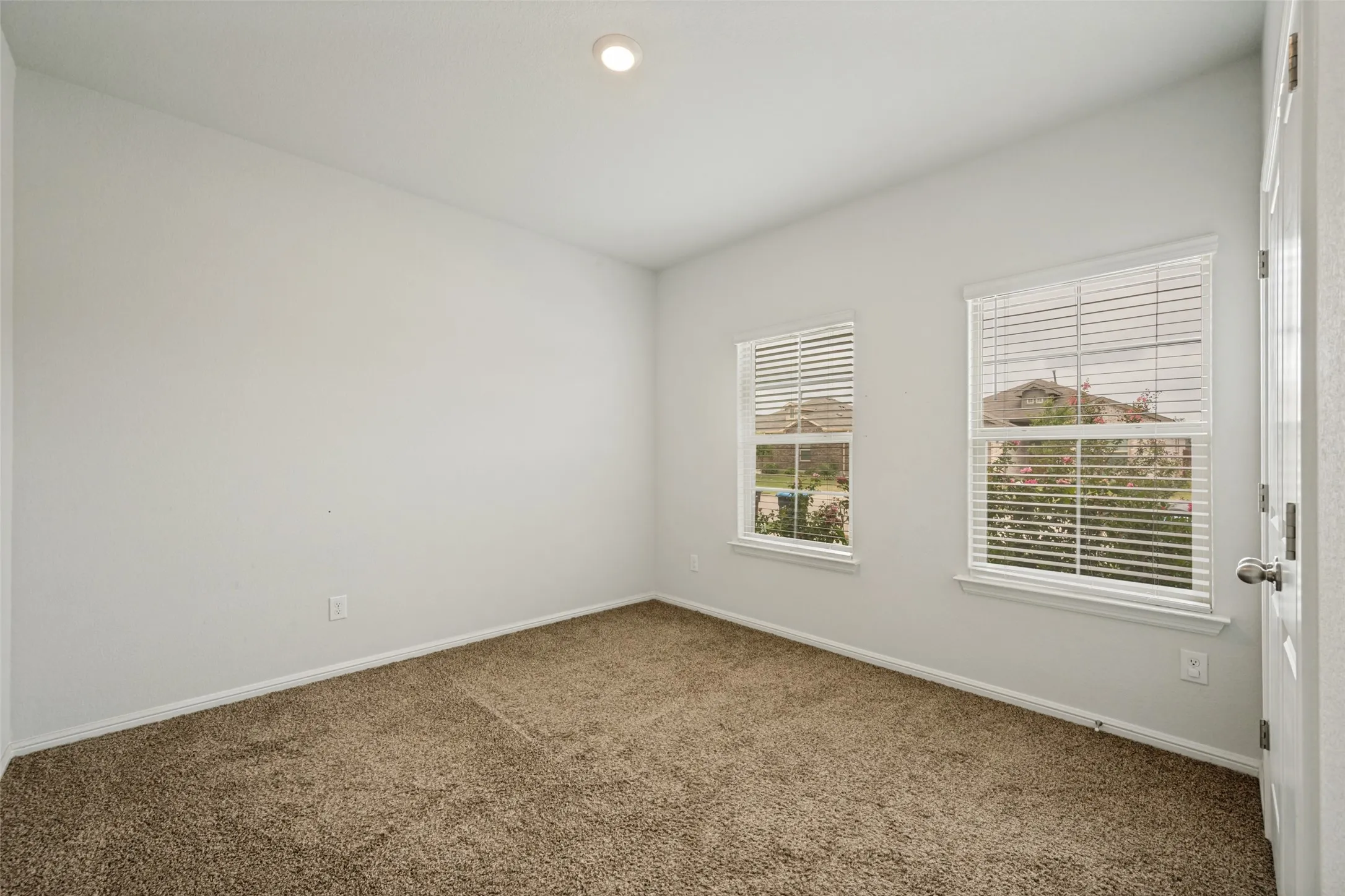 Single Family Residence For Sale in Tarrant County , 5201 Blue Night Drive, Fort Worth, Texas 76179, 4 Bedroom, 2 Bathroom, 2 Garage spaces, 1,833 Sqft, built in 2022, mls#21317803, Real Estate Agent in Fort Worth, Homes For Sale in Tarrant county, Homes For Sale in Fort Worth, Realtor in Fort Worth Texas, Real Estate Brokerage Independent Realty Texas, Luminita Cordes Realtor