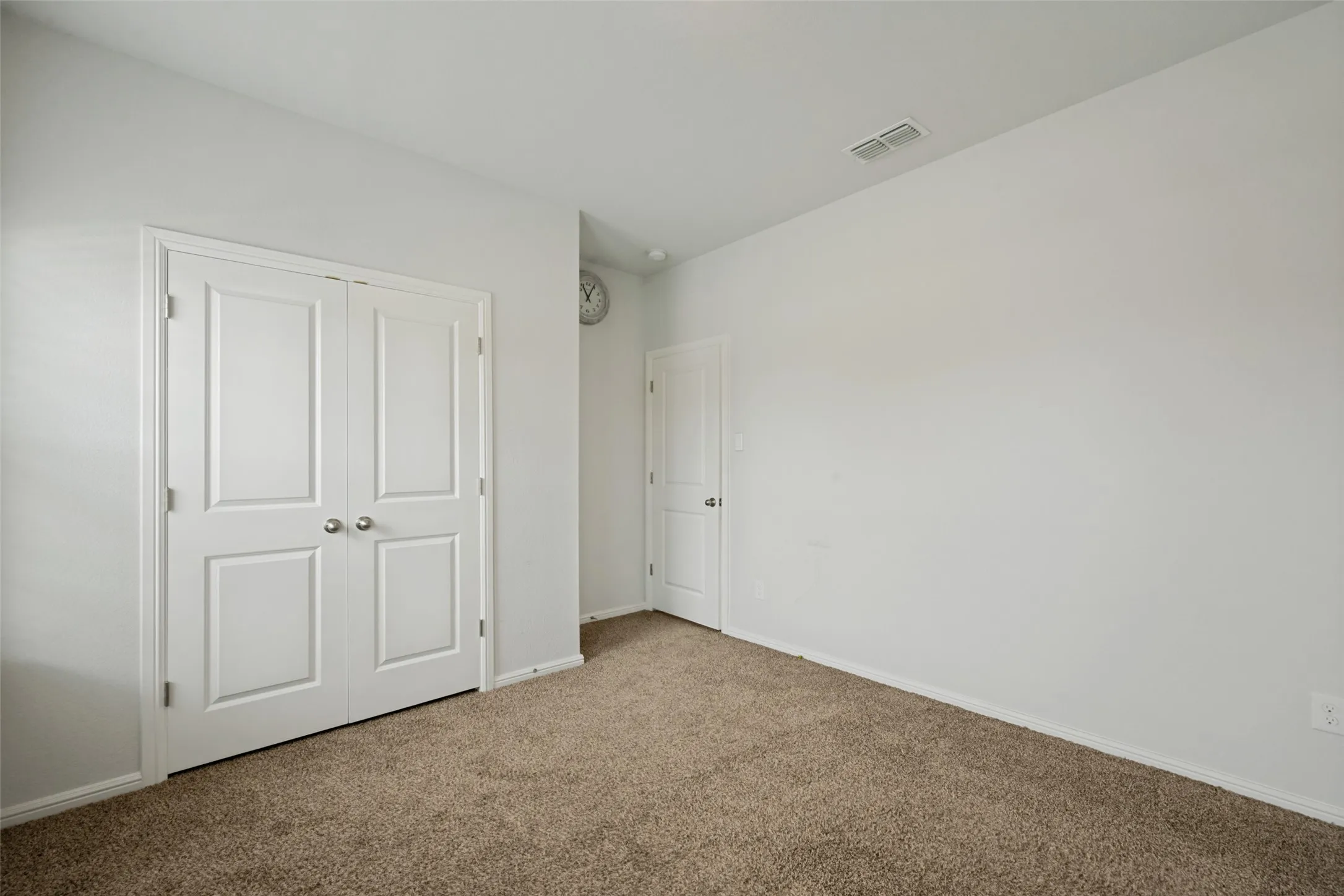 Single Family Residence For Sale in Tarrant County , 5201 Blue Night Drive, Fort Worth, Texas 76179, 4 Bedroom, 2 Bathroom, 2 Garage spaces, 1,833 Sqft, built in 2022, mls#21317803, Real Estate Agent in Fort Worth, Homes For Sale in Tarrant county, Homes For Sale in Fort Worth, Realtor in Fort Worth Texas, Real Estate Brokerage Independent Realty Texas, Luminita Cordes Realtor