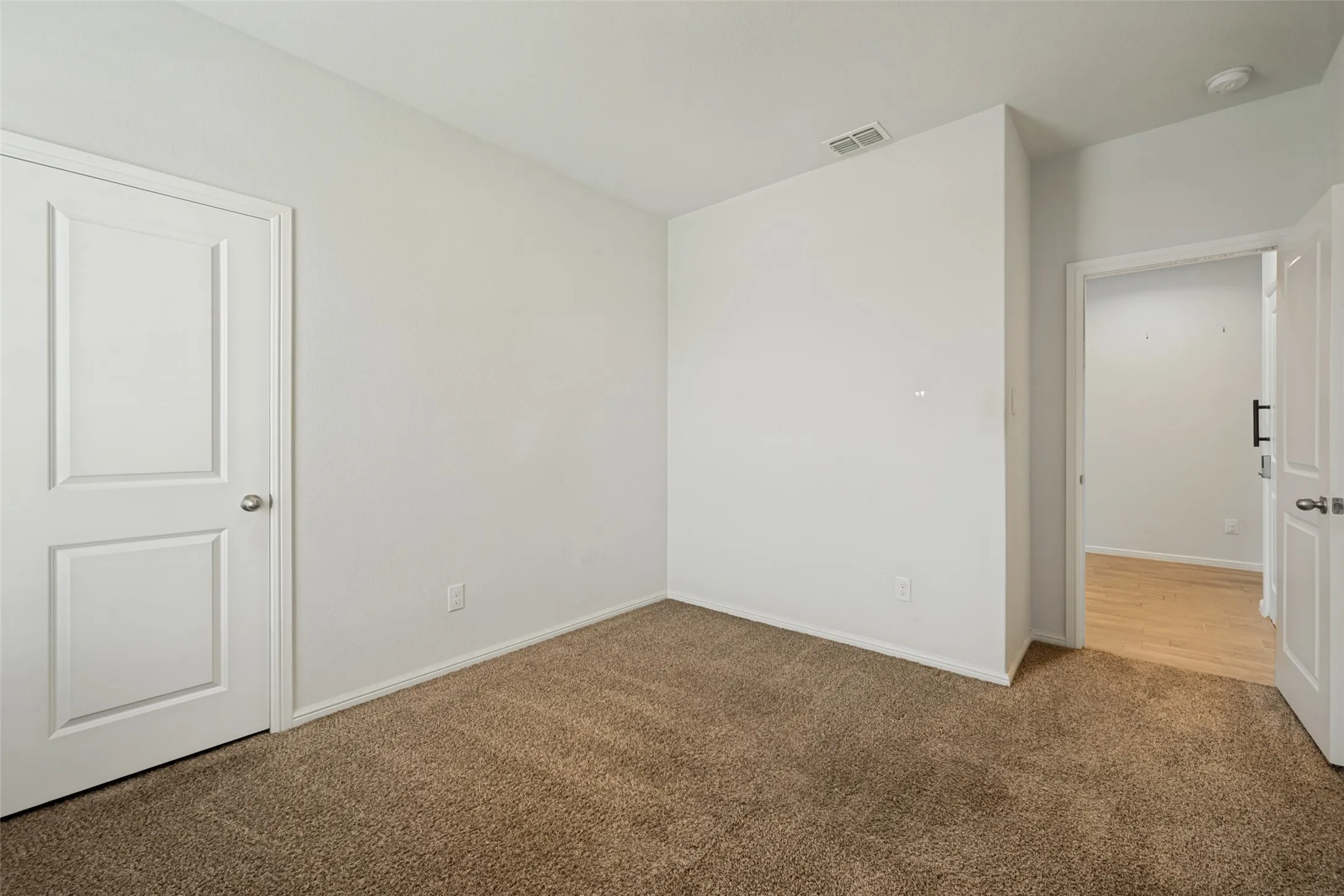 Single Family Residence For Sale in Tarrant County , 5201 Blue Night Drive, Fort Worth, Texas 76179, 4 Bedroom, 2 Bathroom, 2 Garage spaces, 1,833 Sqft, built in 2022, mls#21317803, Real Estate Agent in Fort Worth, Homes For Sale in Tarrant county, Homes For Sale in Fort Worth, Realtor in Fort Worth Texas, Real Estate Brokerage Independent Realty Texas, Luminita Cordes Realtor