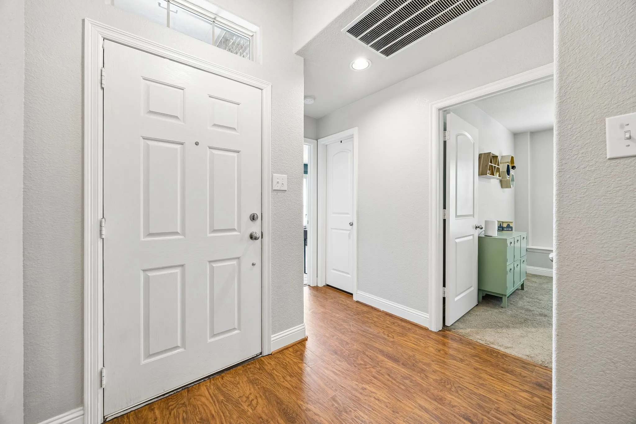 Single Family Residence For Sale in Collin County , 1608 Black Willow Trail, Anna, Texas 75409, 3 Bedrooms, 2 Bathrooms, 2 Garage spaces, 1,526 Sqft, built in 2011, Price $269,999, mls#21317287, Real Estate Agent in Anna, Homes For Sale in Collin county, Homes For Sale in Anna, Realtor in Anna Texas, Real Estate Brokerage Independent Realty Texas, Luminita Cordes Realtor