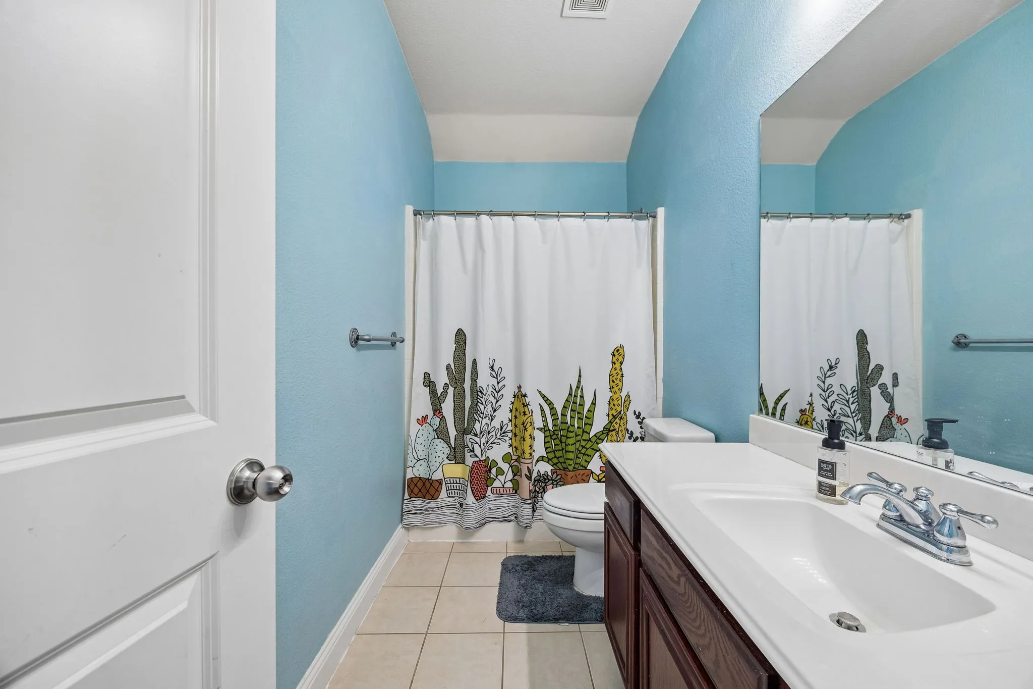 Single Family Residence For Sale in Collin County , 1608 Black Willow Trail, Anna, Texas 75409, 3 Bedrooms, 2 Bathrooms, 2 Garage spaces, 1,526 Sqft, built in 2011, Price $269,999, mls#21317287, Real Estate Agent in Anna, Homes For Sale in Collin county, Homes For Sale in Anna, Realtor in Anna Texas, Real Estate Brokerage Independent Realty Texas, Luminita Cordes Realtor