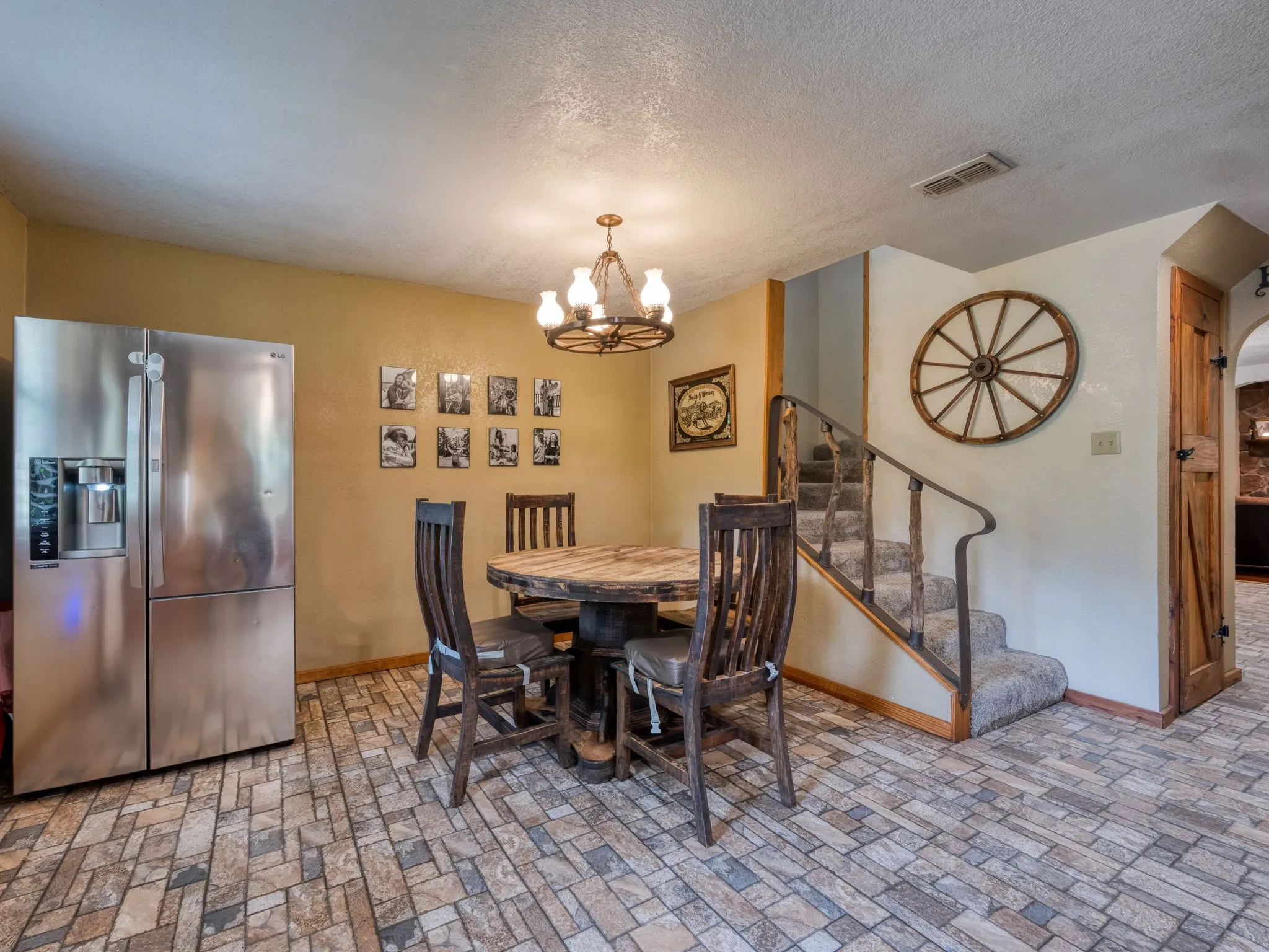 Single Family Residence For Sale in Cherokee County , 4240 County Road 2107, Rusk, Texas 75785, 3 Bedroom, 2 Bathroom, Garage spaces, 3,206 Sqft, built in 2016, mls#21317283, Real Estate Agent in Rusk, Homes For Sale in Cherokee county, Homes For Sale in Rusk, Realtor in Rusk Texas, Real Estate Brokerage Independent Realty Texas, Luminita Cordes Realtor